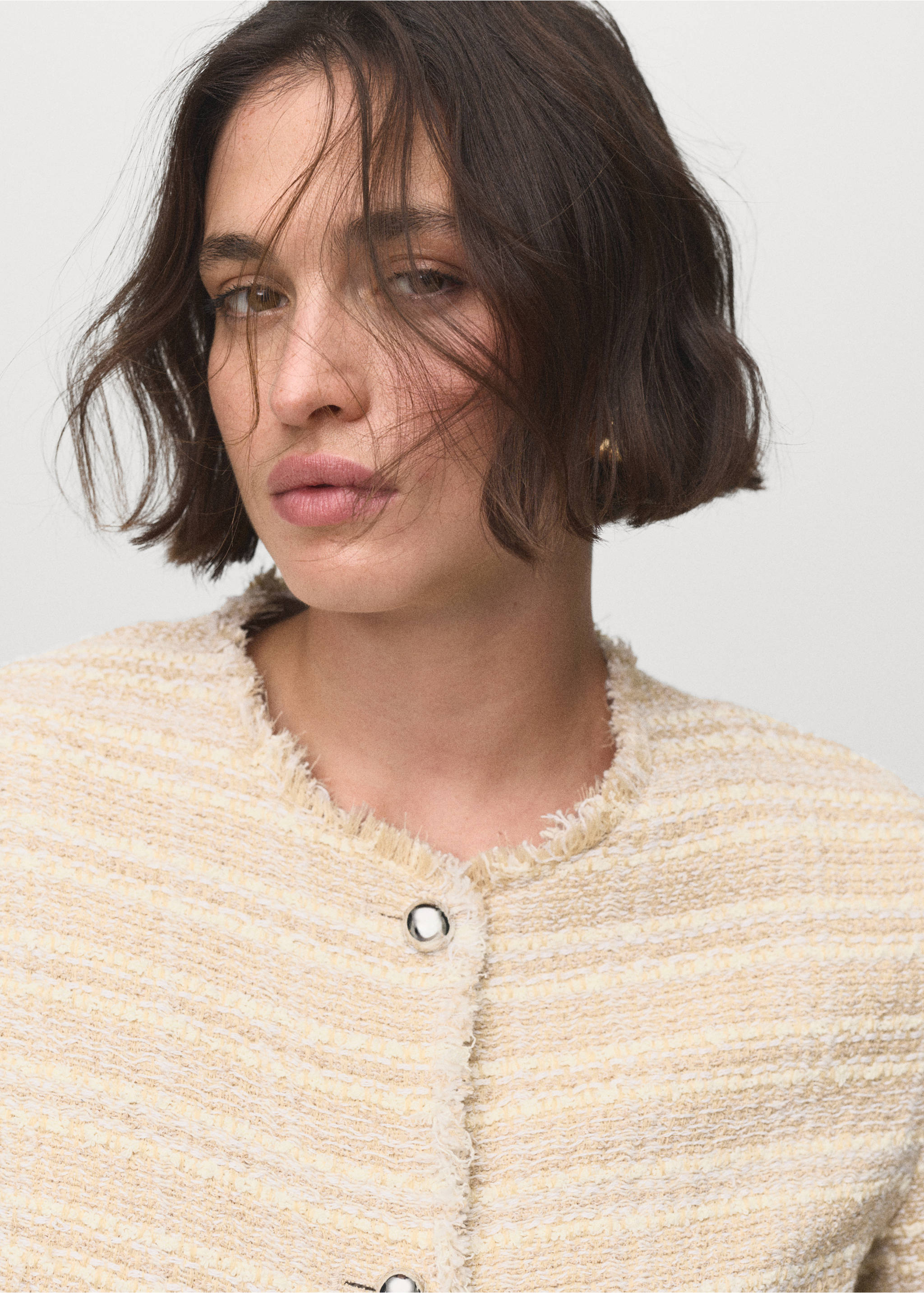 Veste tweed boutons bijoux - Détail de l'article 4, Beige. Ref: 17084146-00.