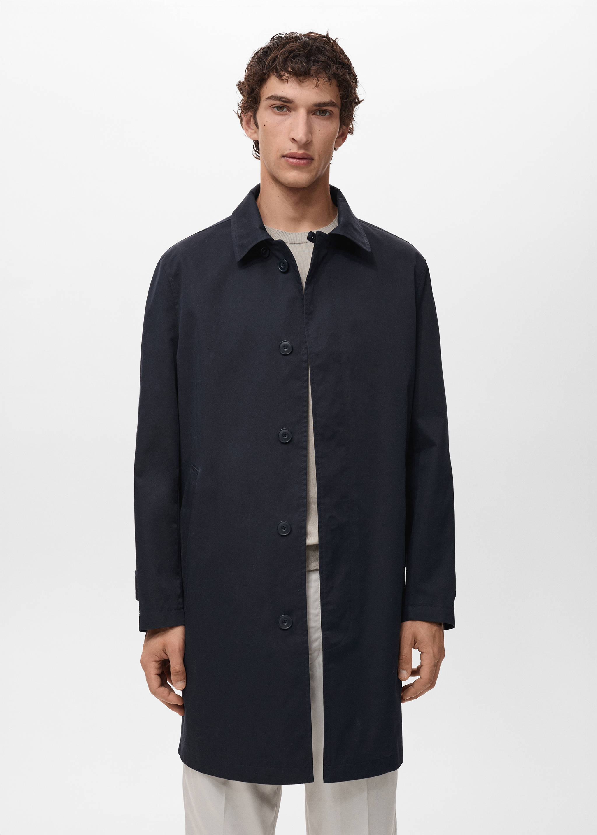 Klassisk trenchcoat water repellent - Bild av mittparti