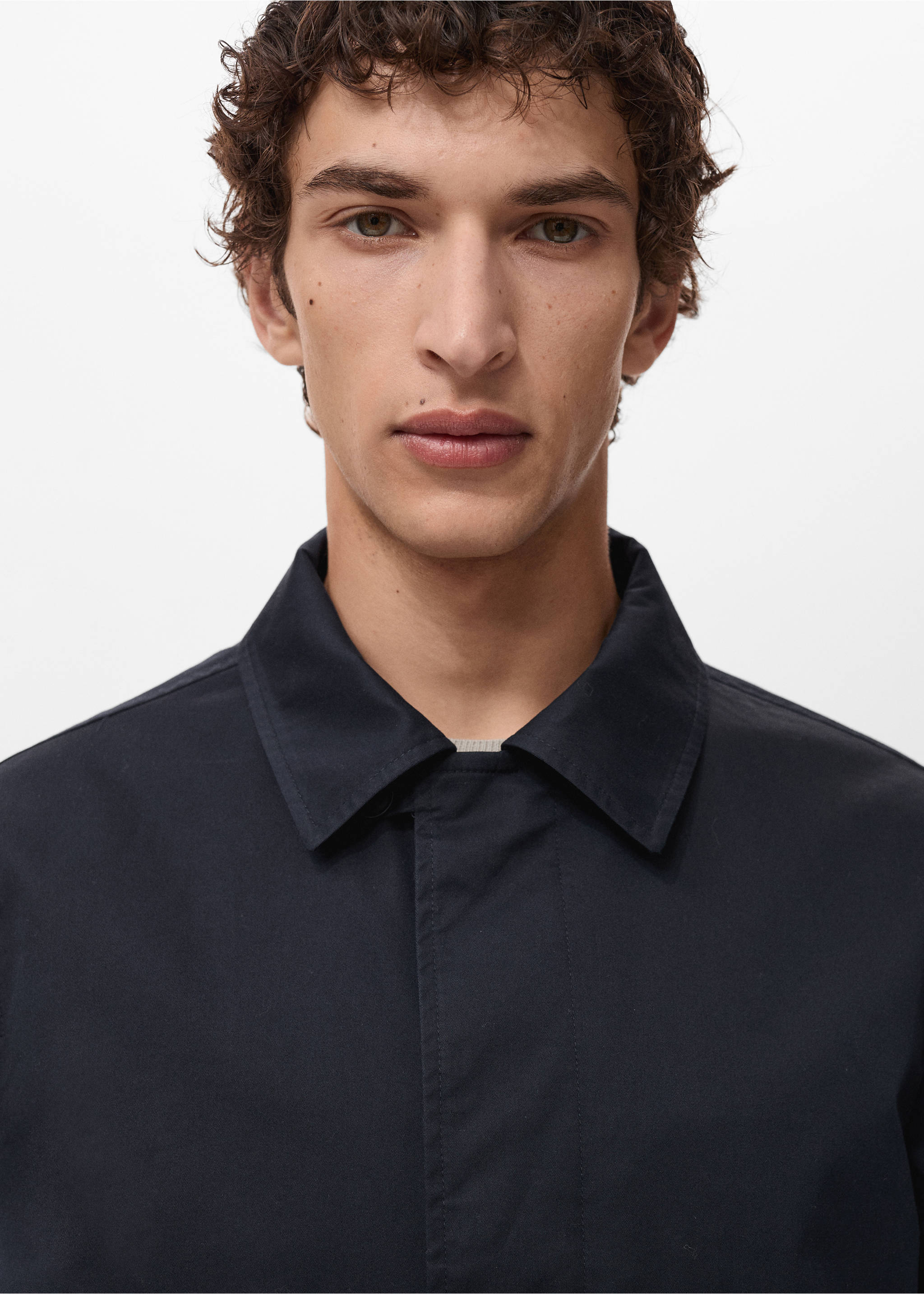 Classic water-repellent trench coat - Details of the article 1, Petrol Blue. Ref: 17084403-00.