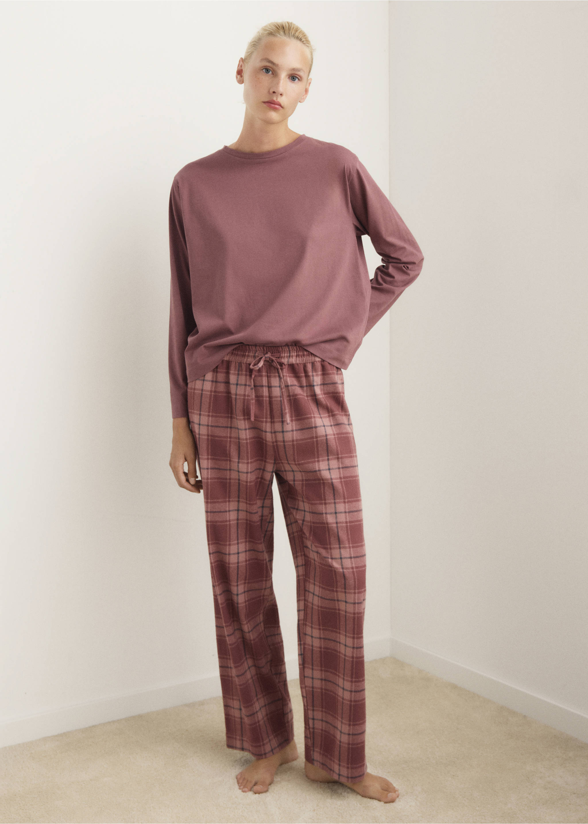 Two-piece flannel check pyjamas - General plane, Russet. Ref: 17084406-00.