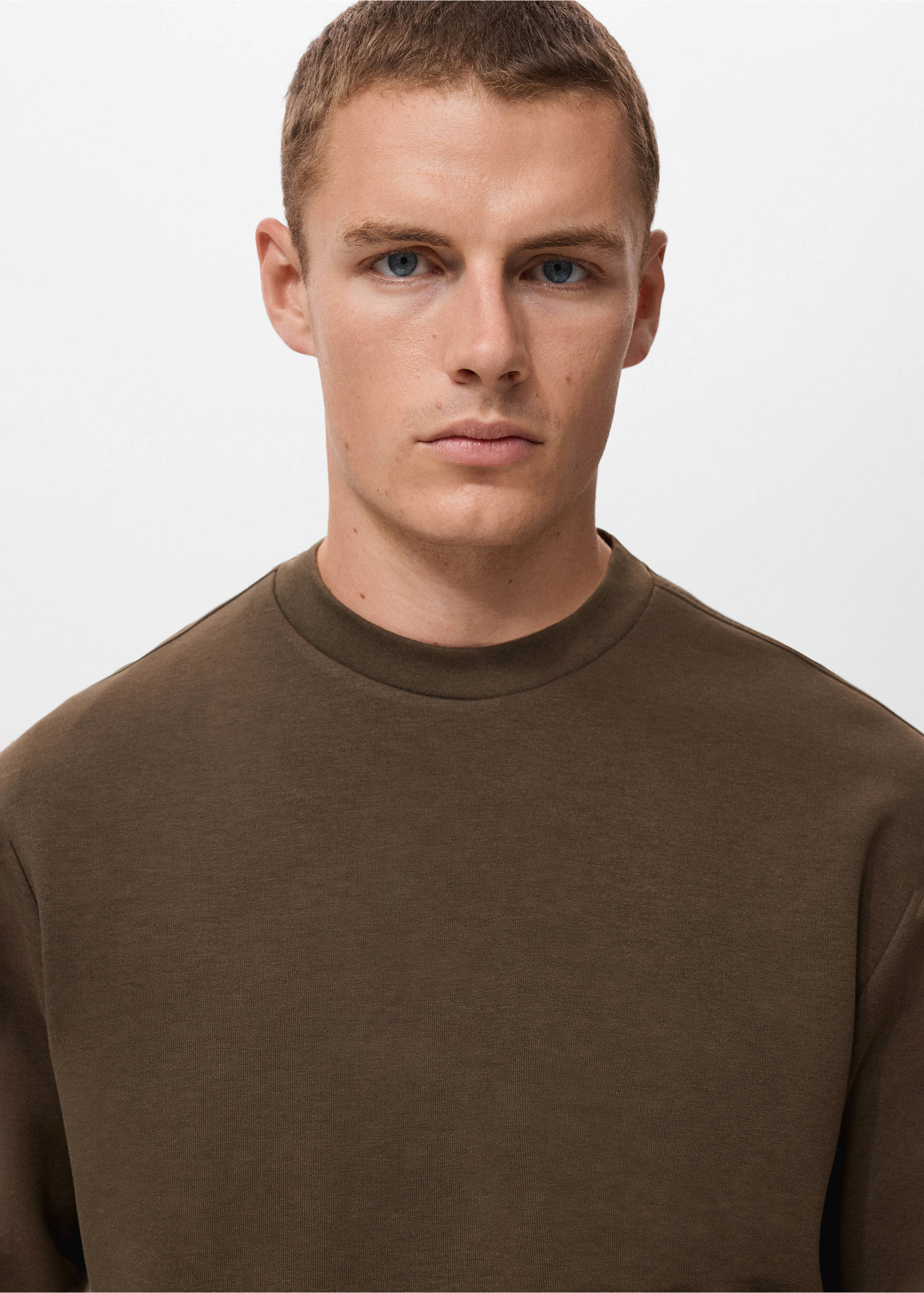 Regular-fit cotton sweatshirt - Details of the article 1, Olive Green. Ref: 17084425-00.