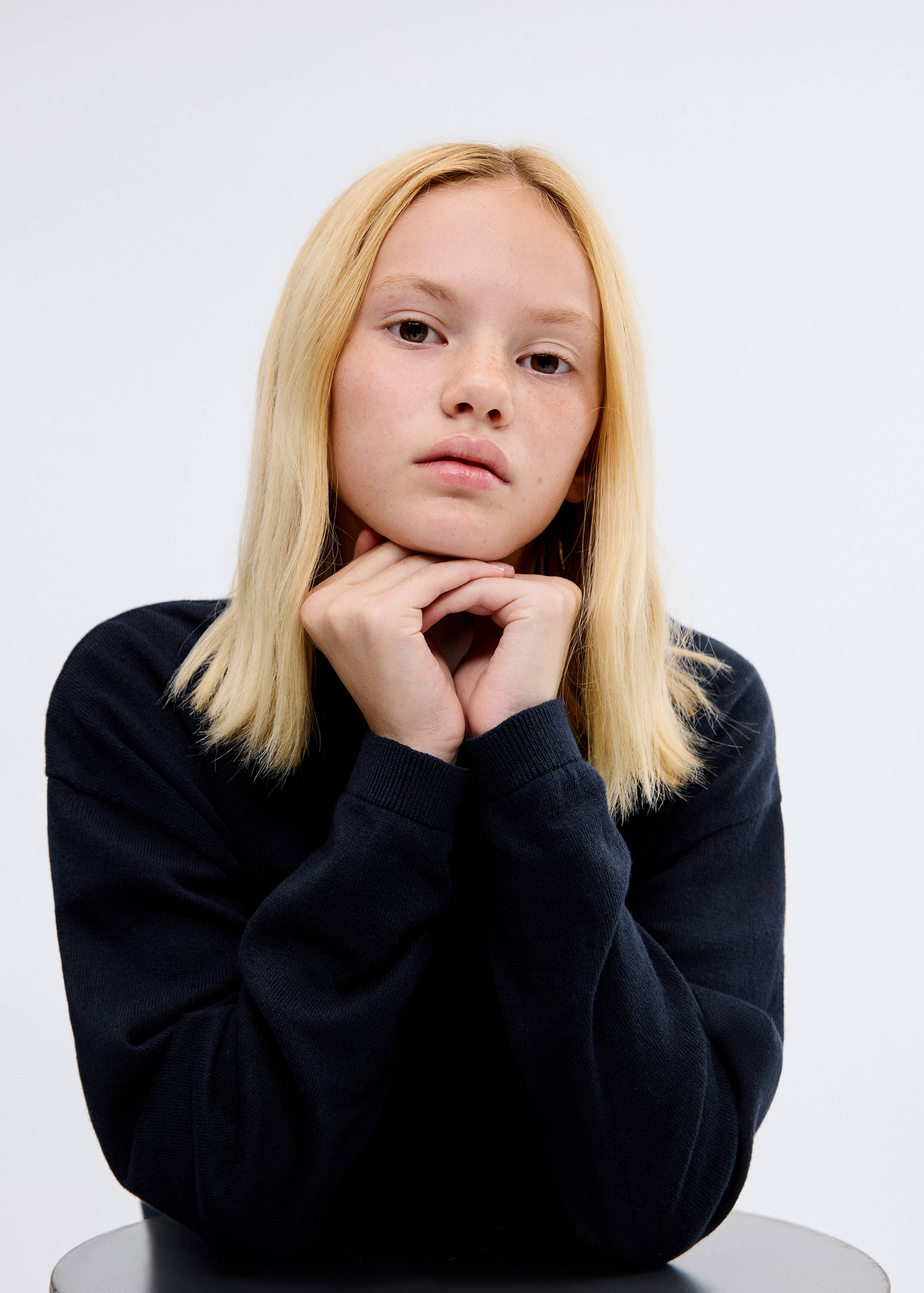 Decorative seams cotton sweater - Details of the article 1