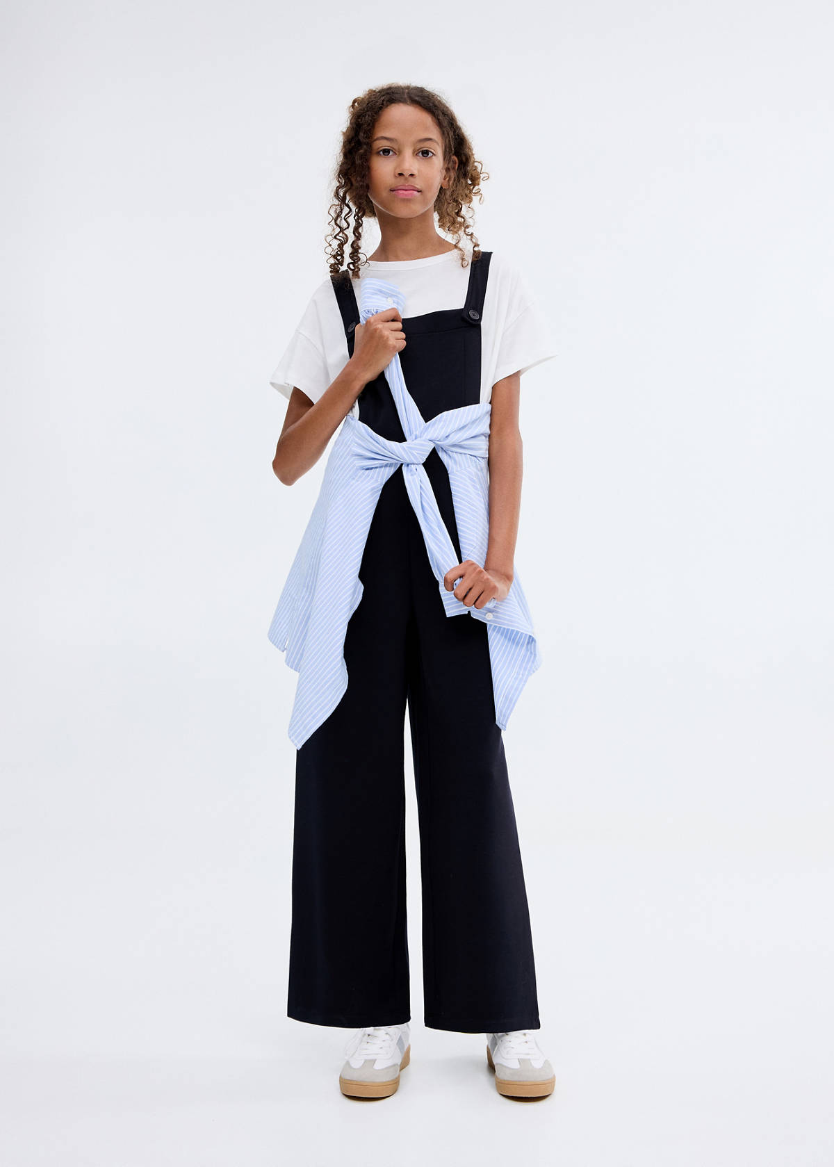 Long knitted dungarees