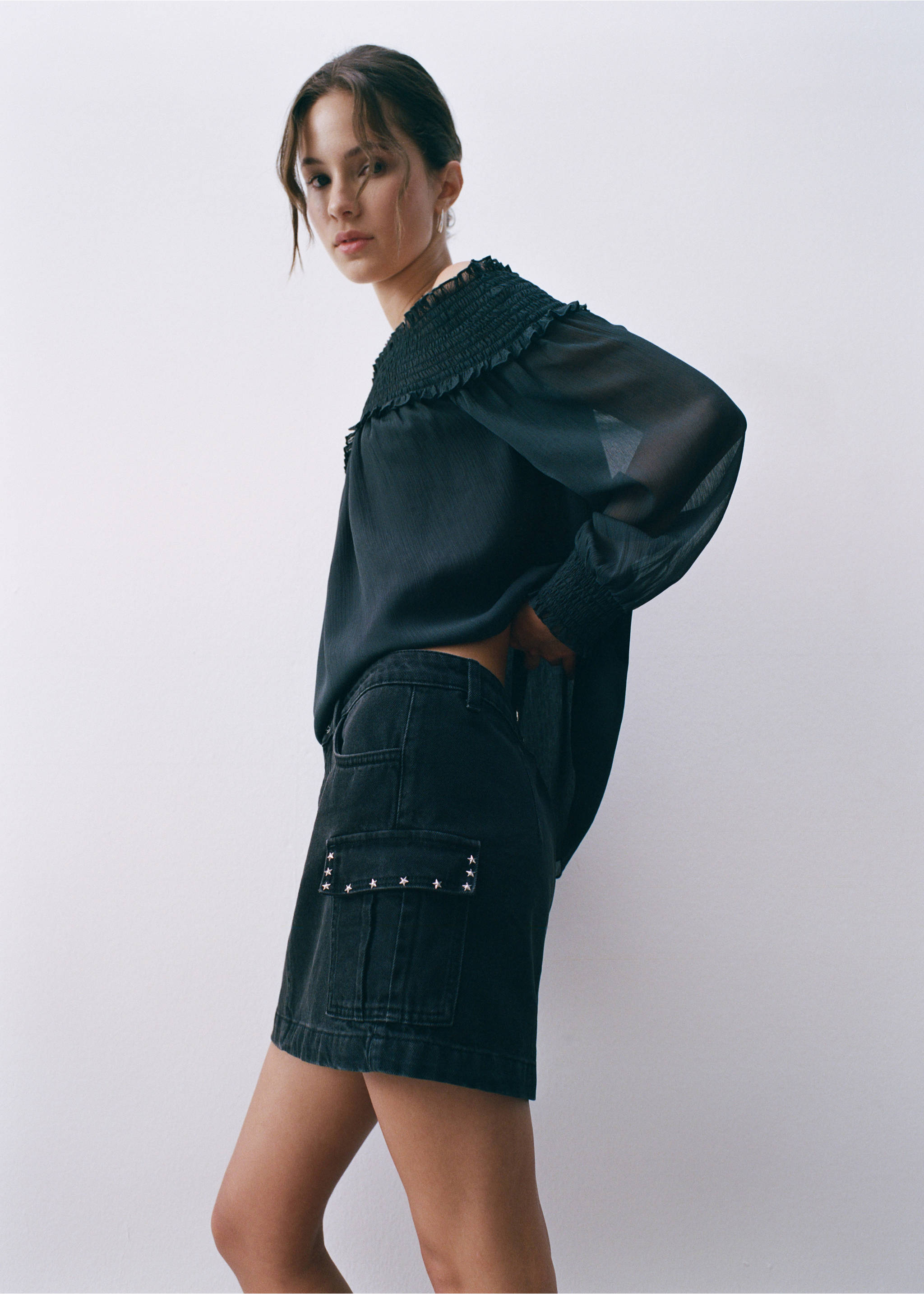Cargo skirt with star studs - Details of the article 5, Black denim. Ref: 17084775-00.