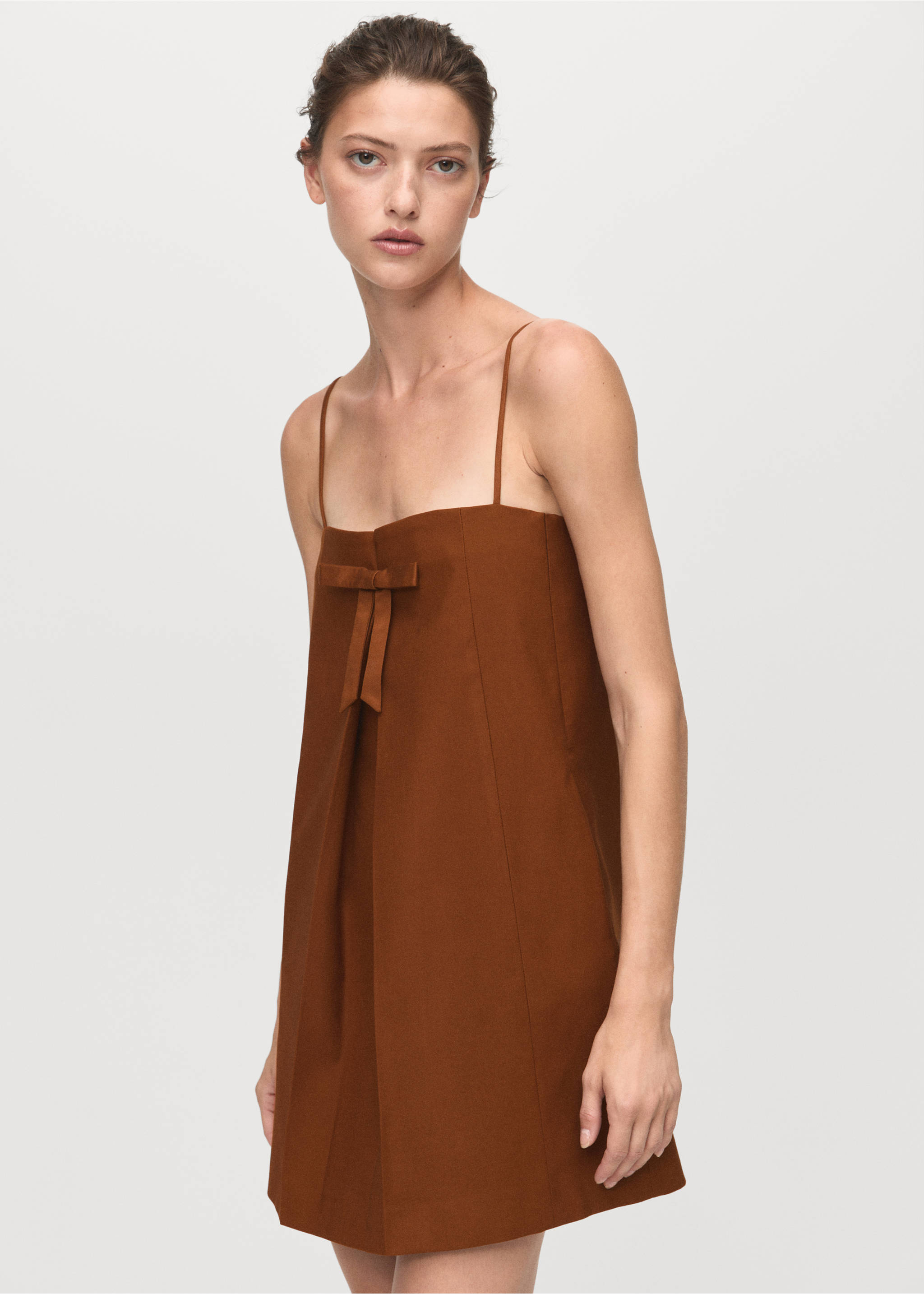 Dress with bow neckline - Medium plane, Medium Brown. Ref: 17084790-00.