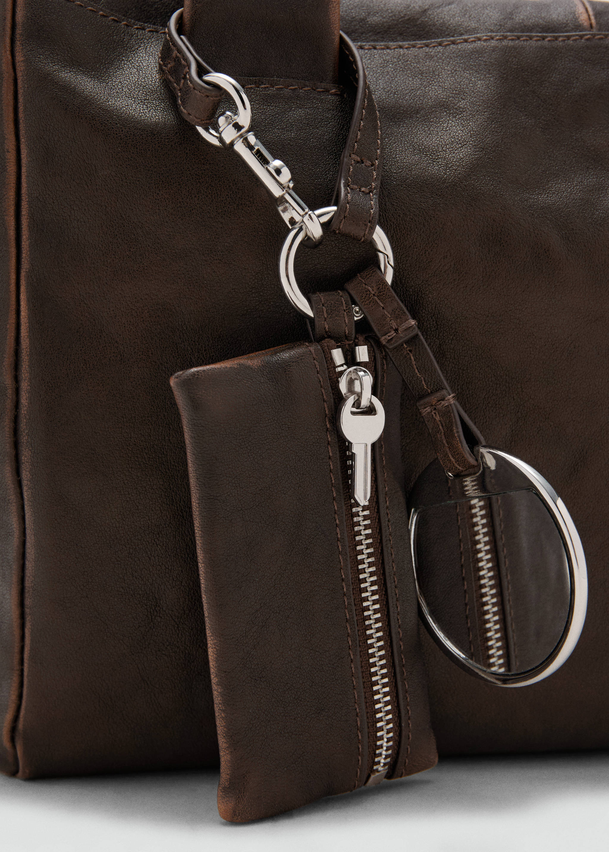 Bolso medio piel hombro charms - Detalle del artículo 1