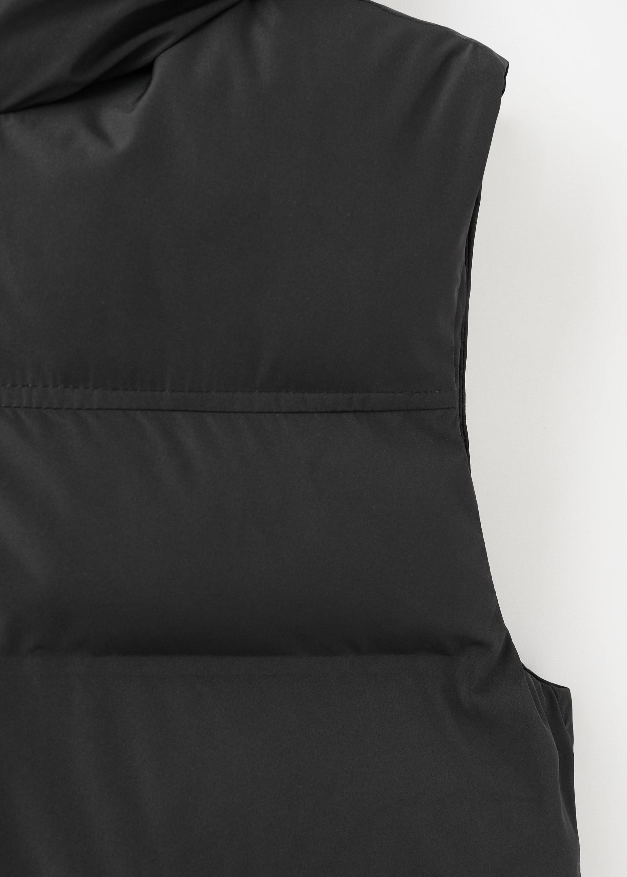 Quilted gilet with hood - Details of the article 8