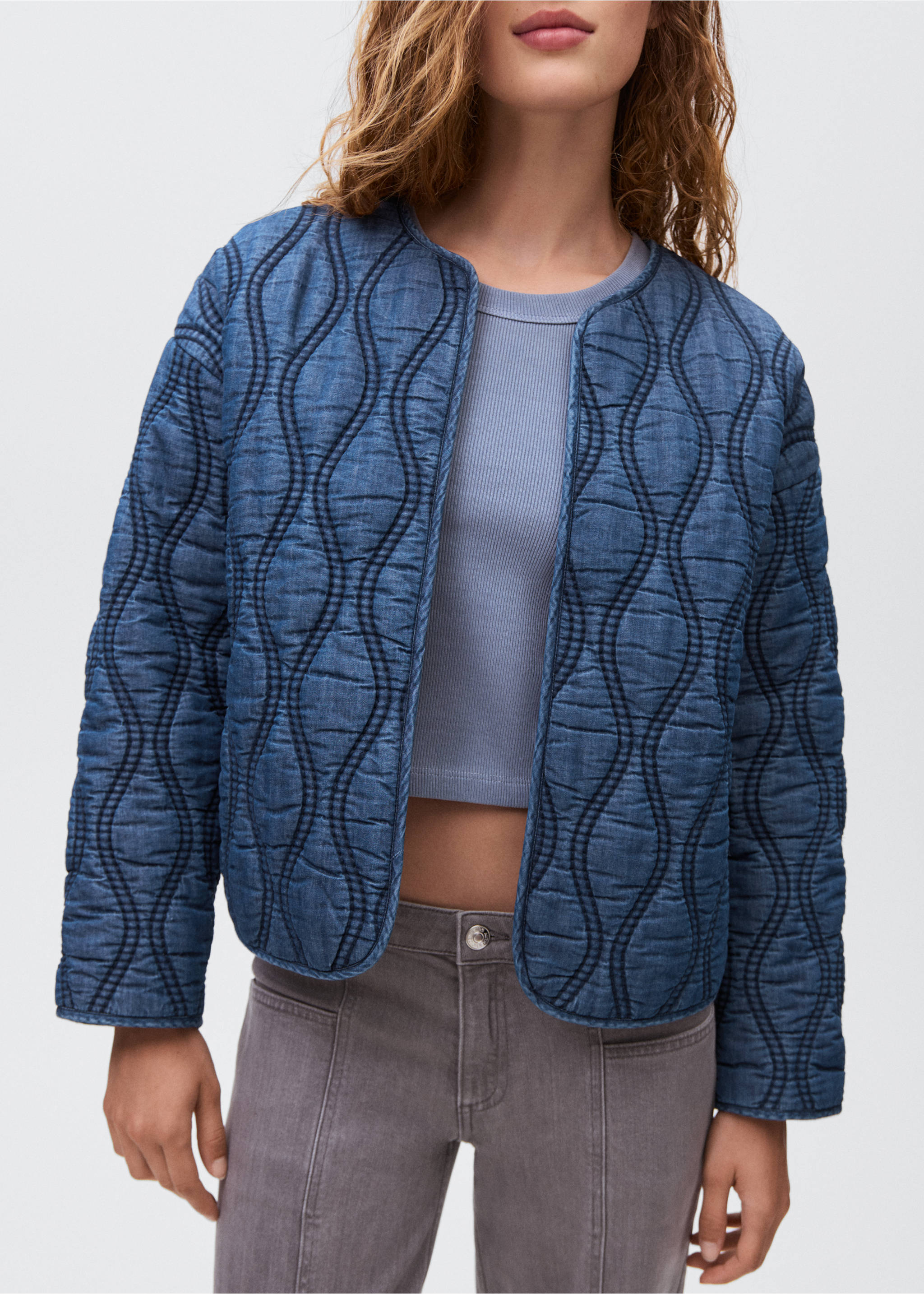 Quilted denim jacket - Details of the article 3, Dark Blue. Ref: 17085790-00.