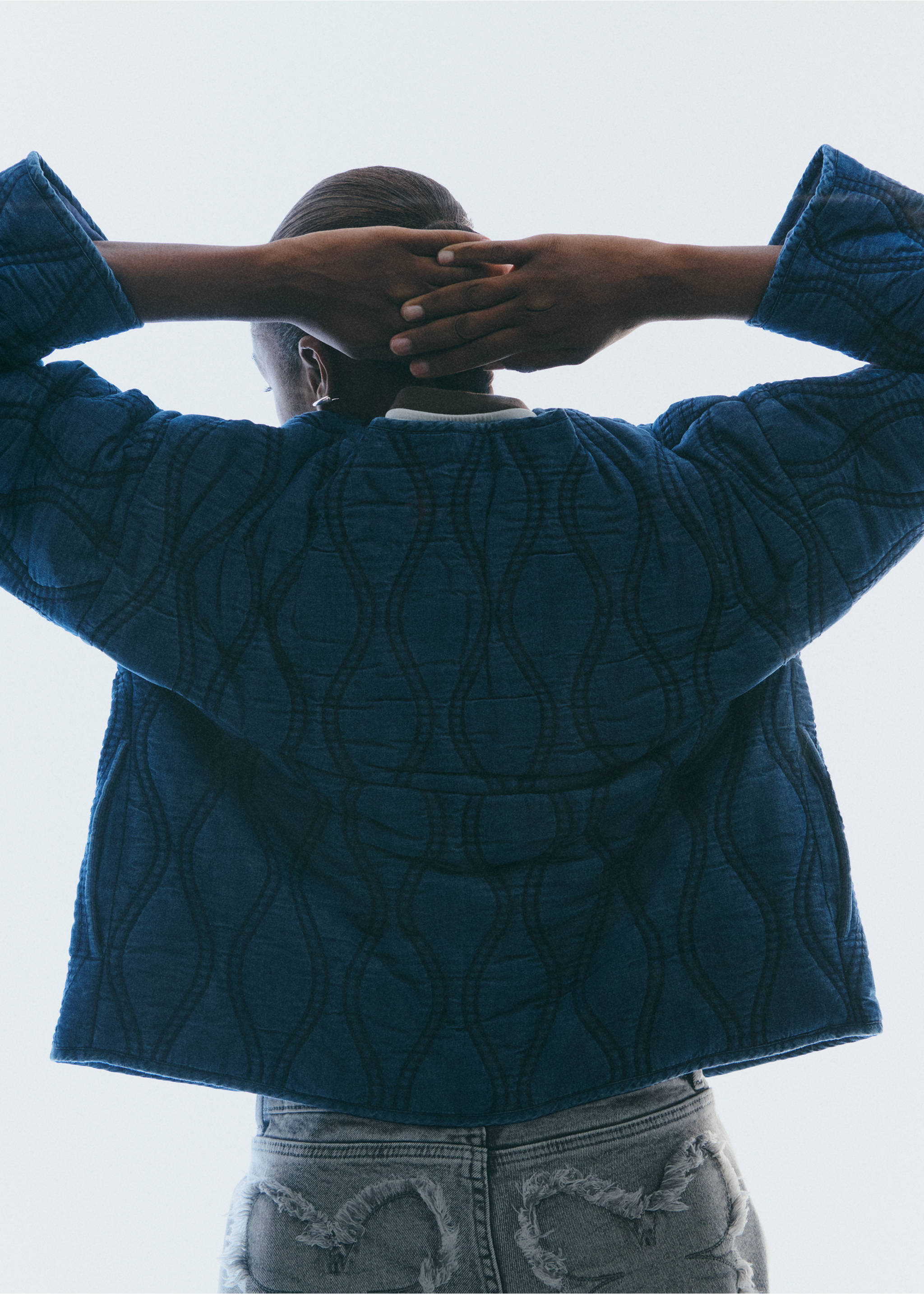 Quilted denim jacket - Details of the article 5, Dark Blue. Ref: 17085790-00.