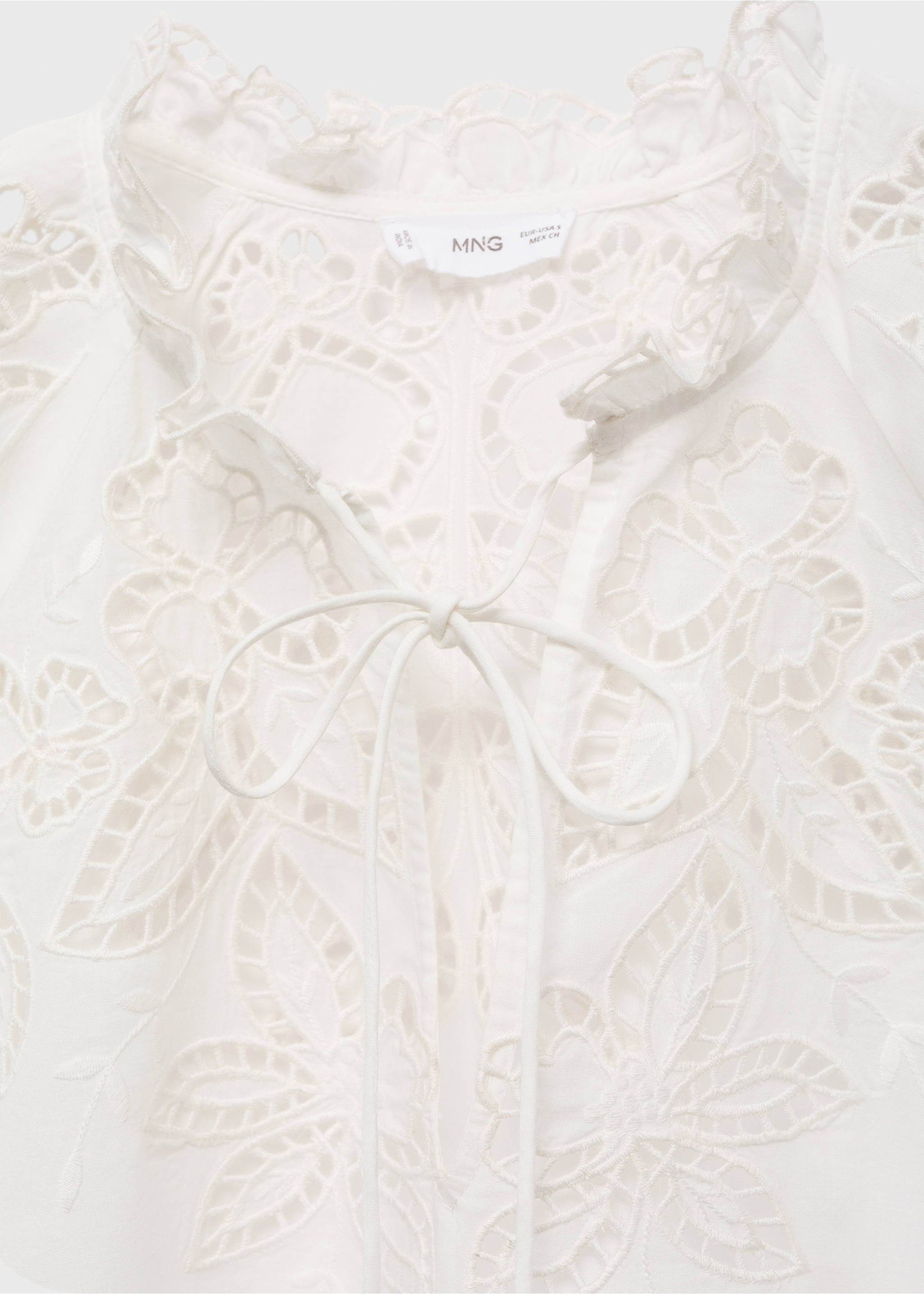 Embroidered blouse with bows - Details of the article 8, Ecru. Ref: 17085820-00.