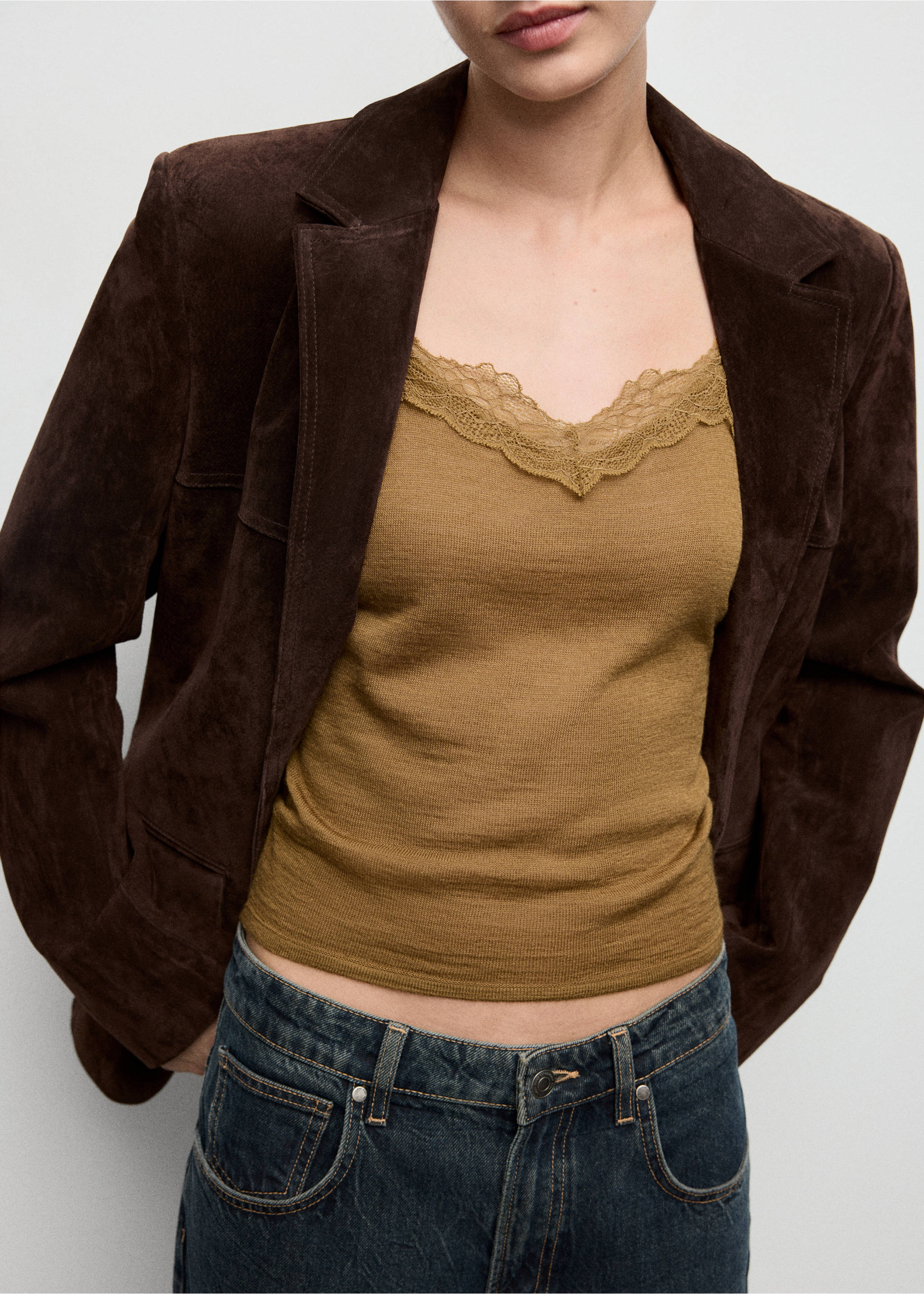 Wool-blend lace top - Details of the article 3, Ochre. Ref: 17085824-00.