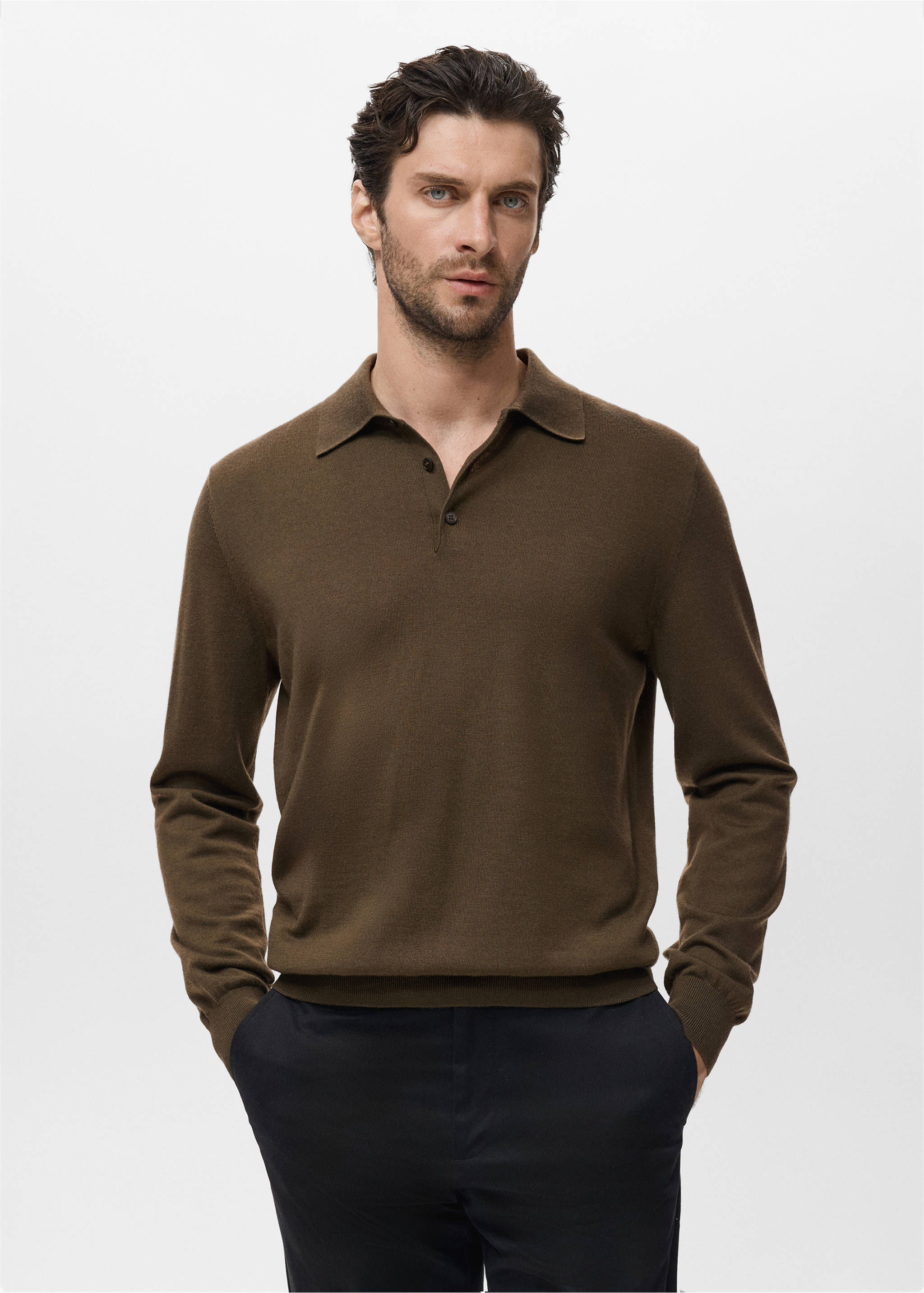 Polo svetr 100% merino vlna - Náhled ve středové rovině, Olivová. Ref: 17085970-00.