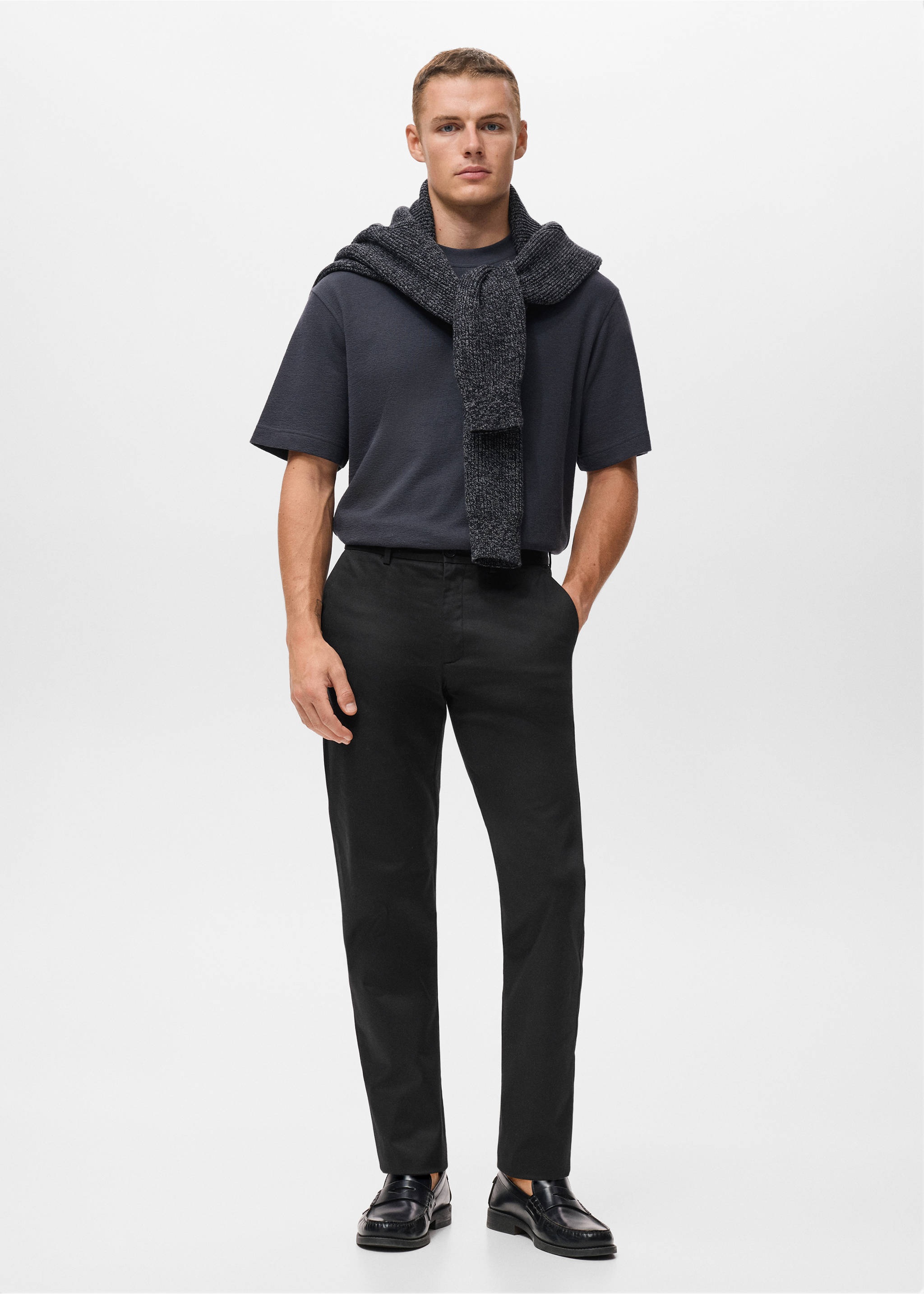Pantalón Dublino chino slim fit - Plano general, Negro. Ref: 17085973-00.
