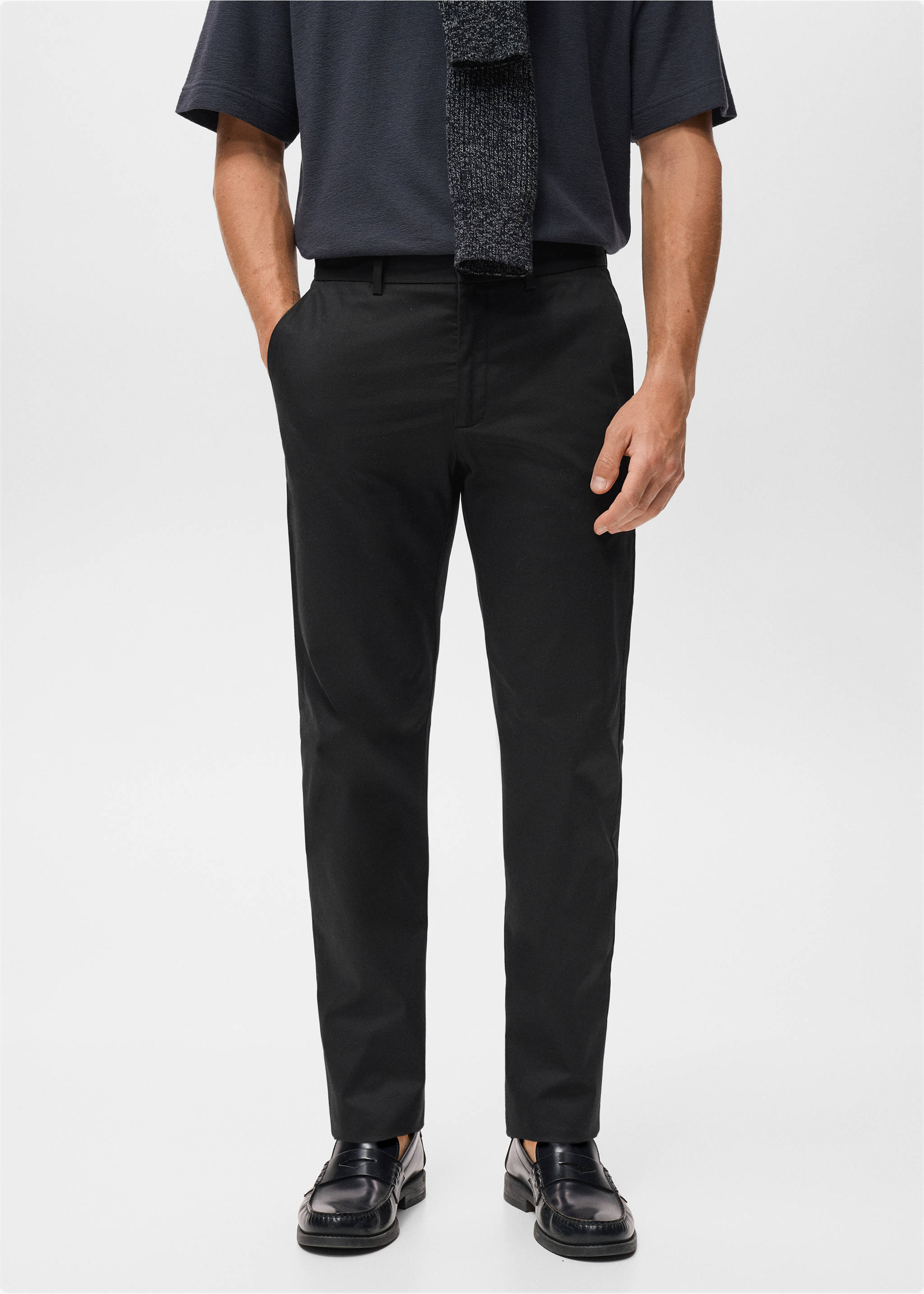 Pantalón Dublino chino slim fit - Plano medio, Negro. Ref: 17085973-00.