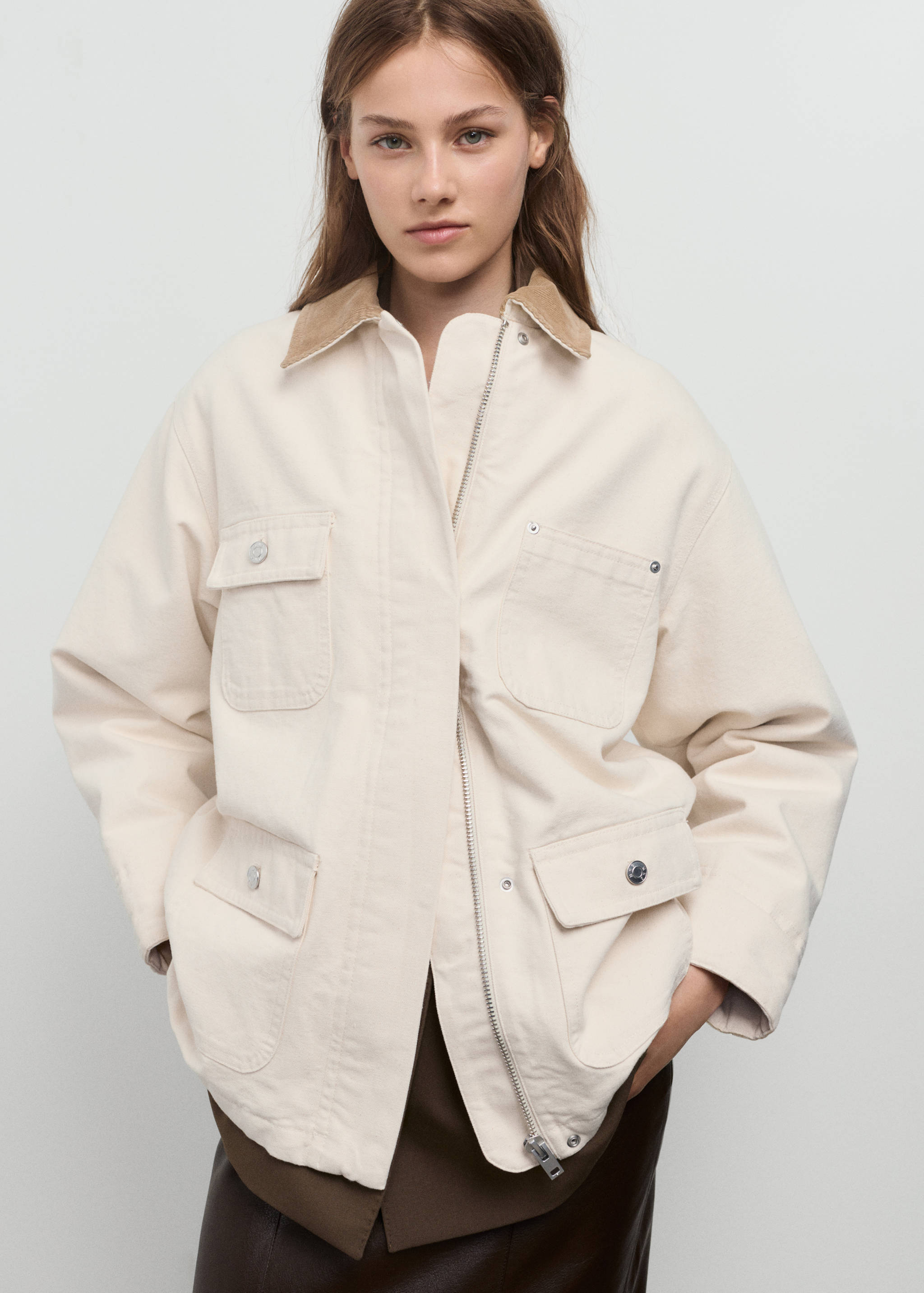 Parka en jean avec col en velours côtelé - Plan moyen