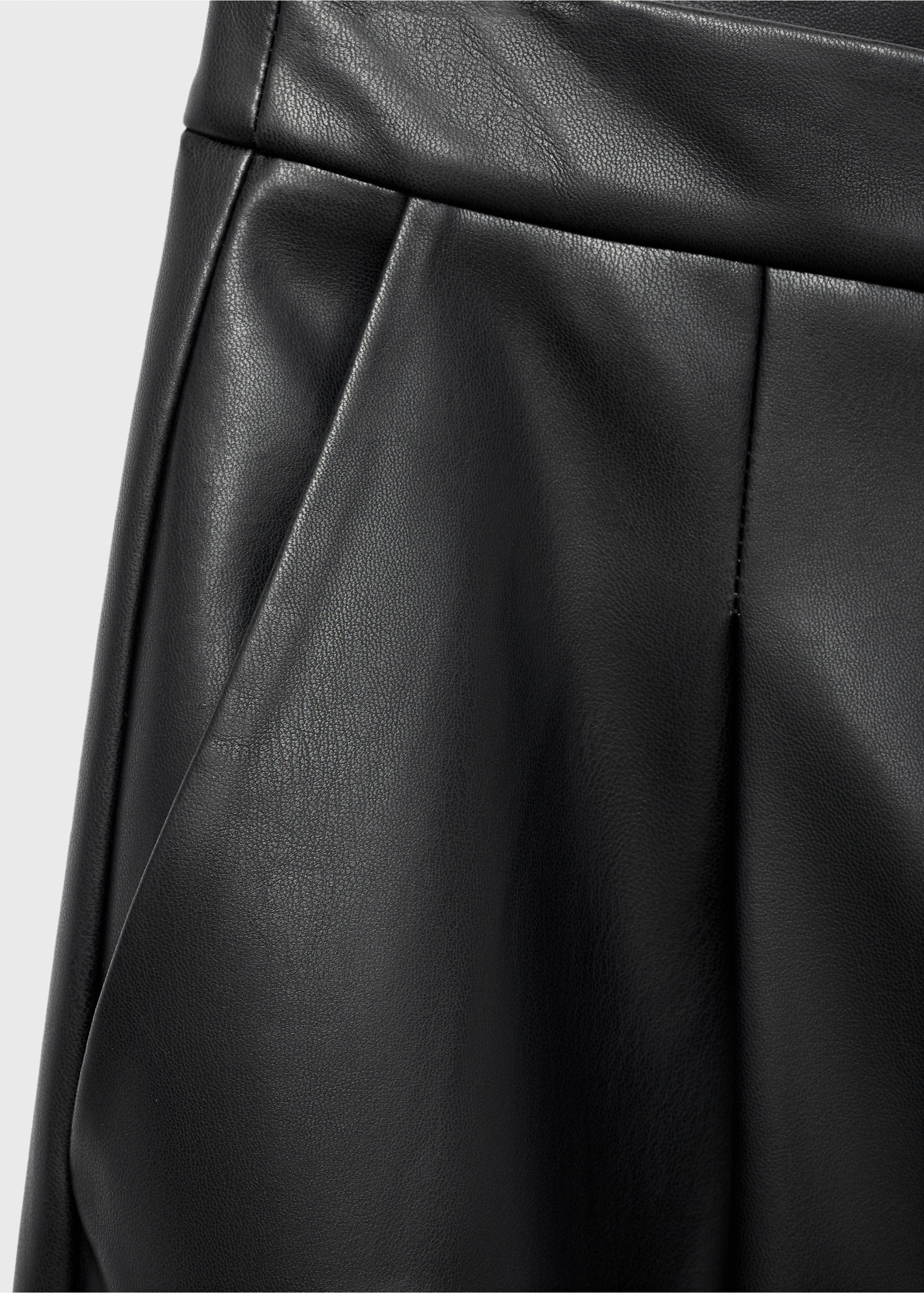 Pantalón wide leg efecto piel - Detalle del artículo 0, Negro. Ref: 17085976-00.