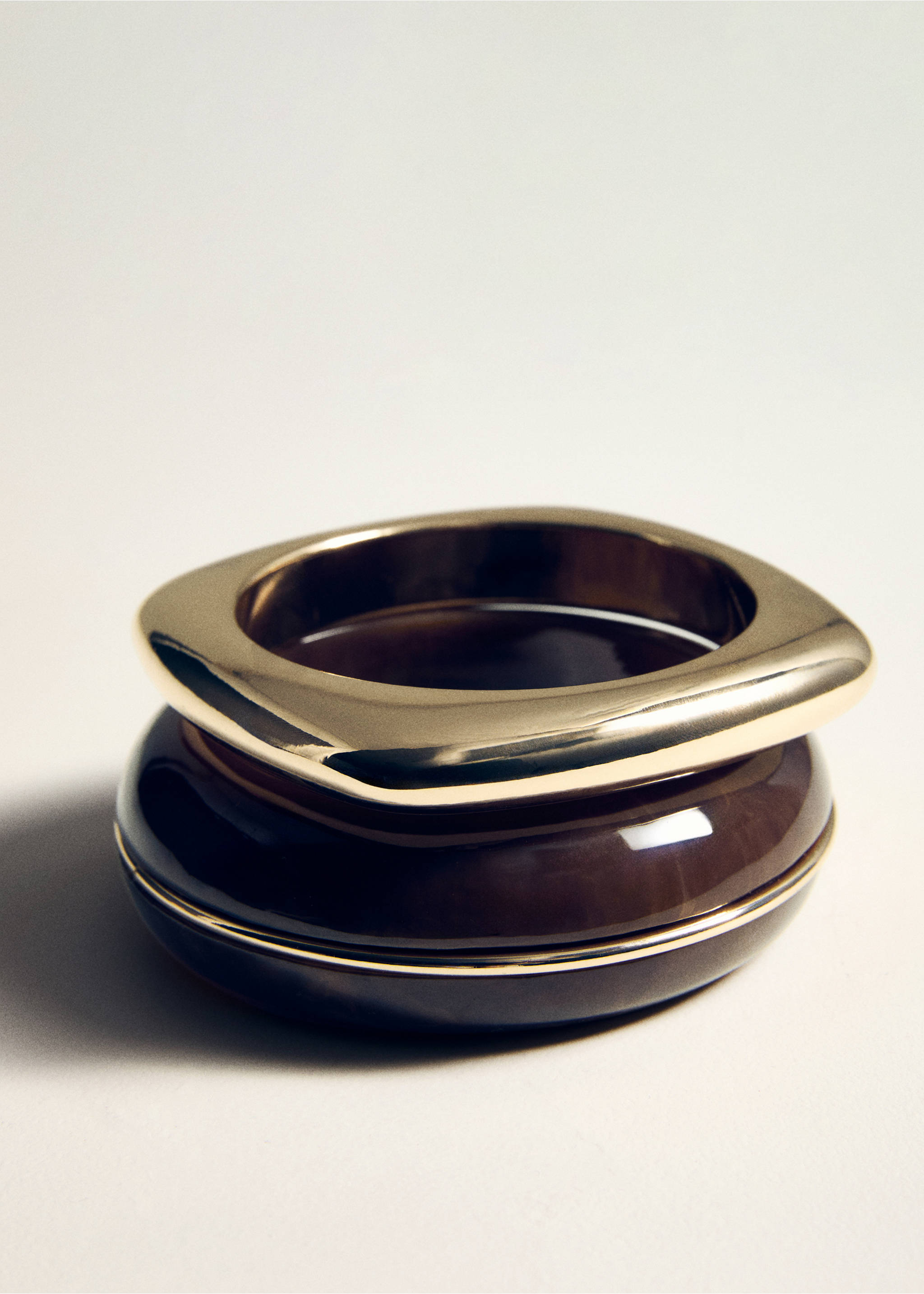 Pack of 2 rigid bracelets - Details of the article 5, Gold. Ref: 17085998-00.