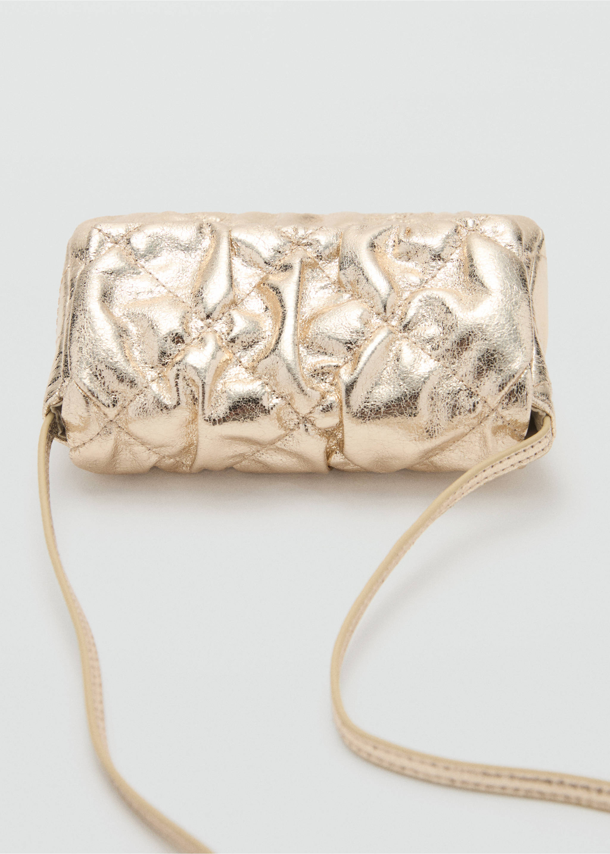 Metallic-effect bag - Details of the article 1, Gold. Ref: 17086327-00.