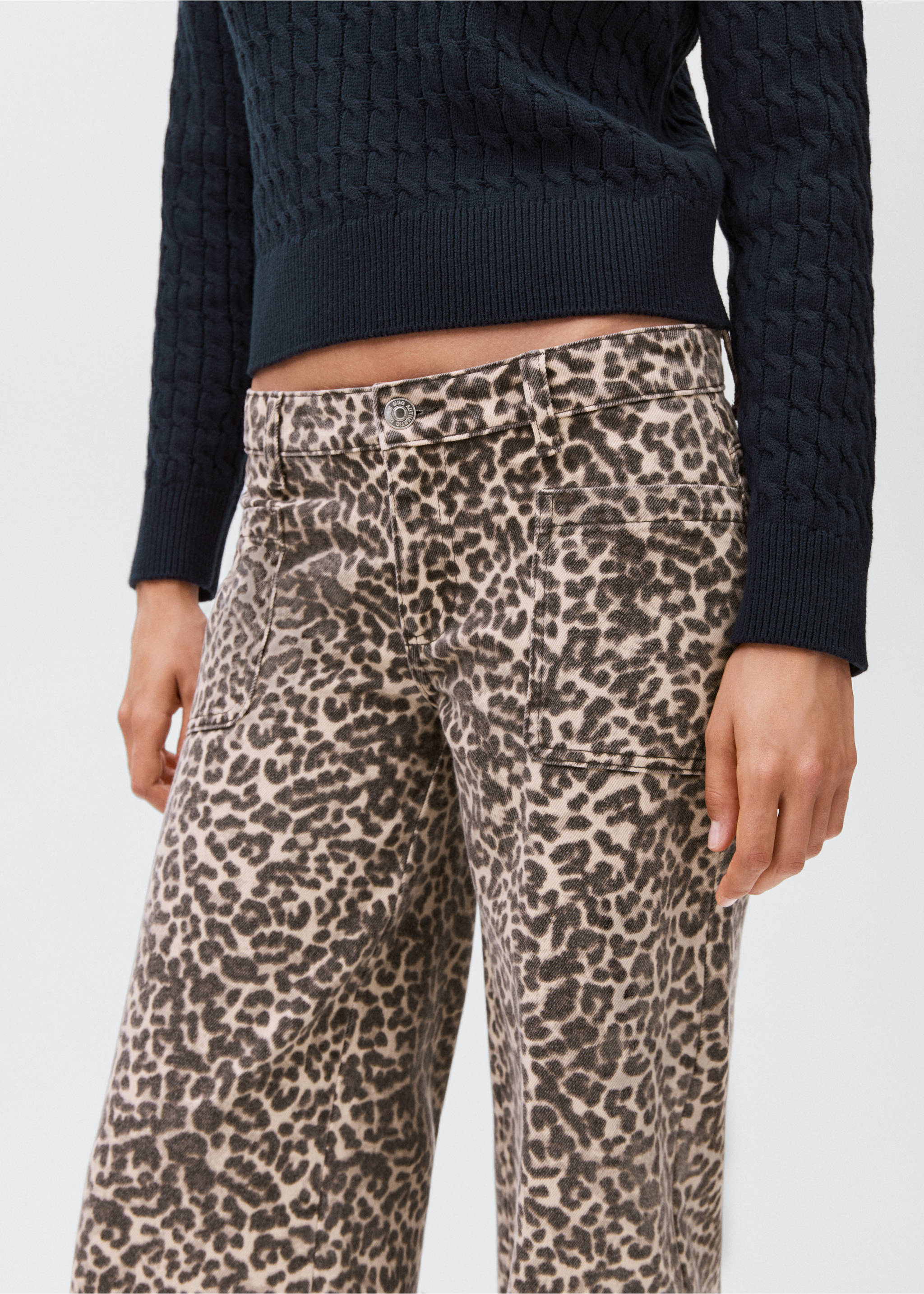 Τζιν low waist animal print - Λεπτομέρεια του προϊόντος 1, Εκρού. Ref: 17086332-00.