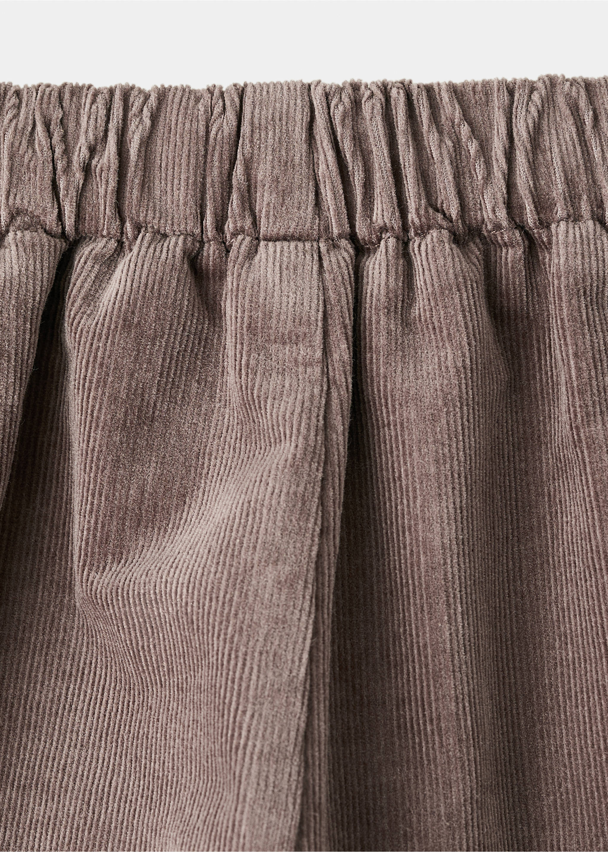 Hosenrock aus Cord - Detail des Artikels 8, Schokolade. Ref: 17086333-00.