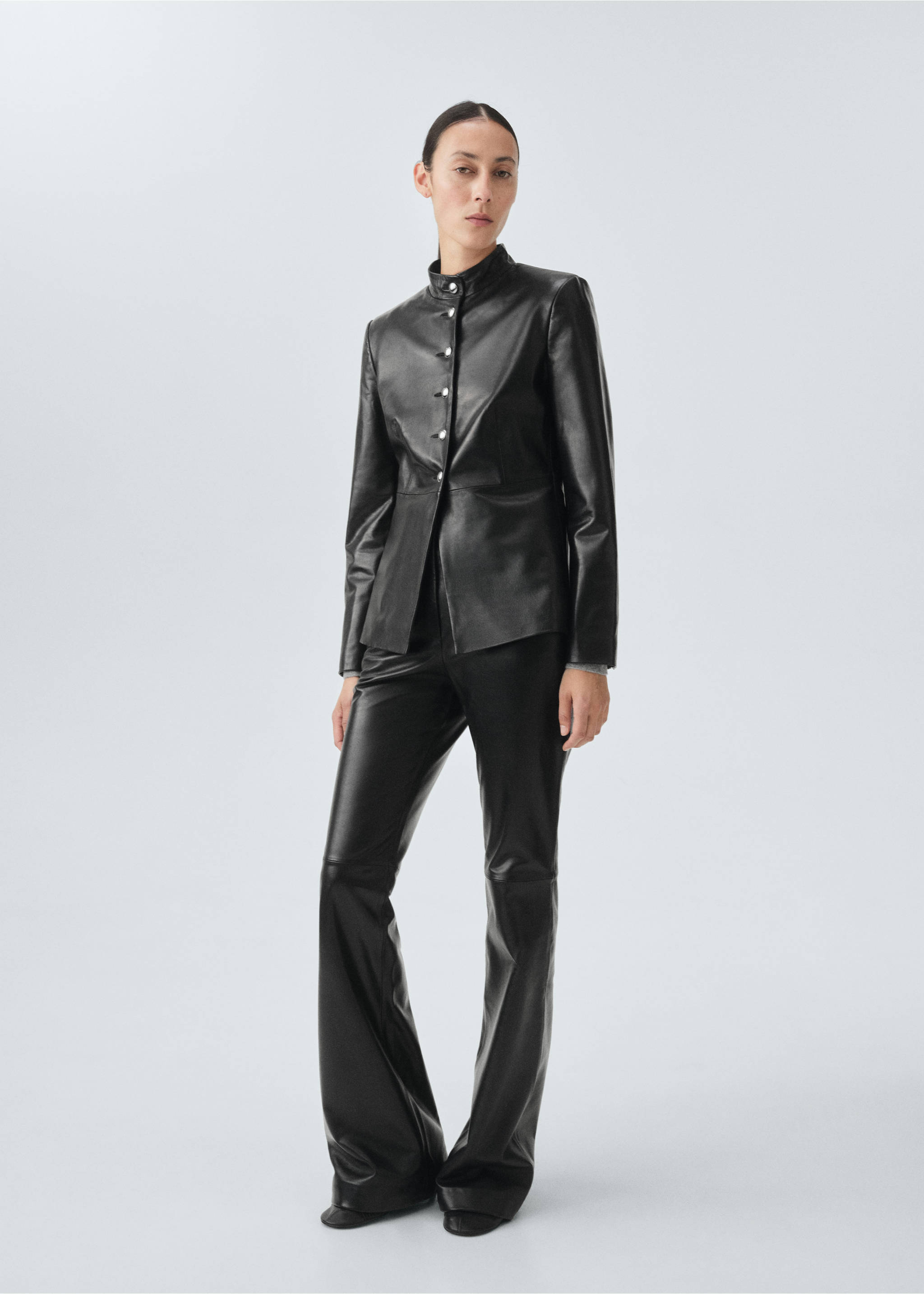 Flare-Hose aus 100% Leder - Allgemeine Ansicht, Schwarz. Ref: 17086343-00.