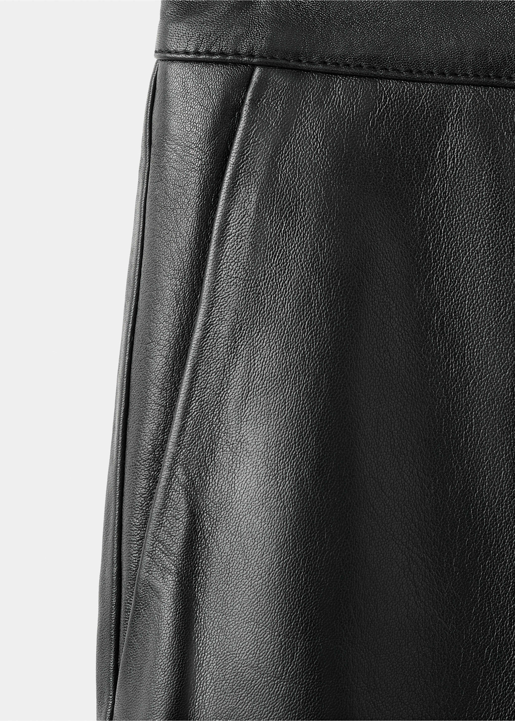 Flare-Hose aus 100% Leder - Detail des Artikels 8, Schwarz. Ref: 17086343-00.