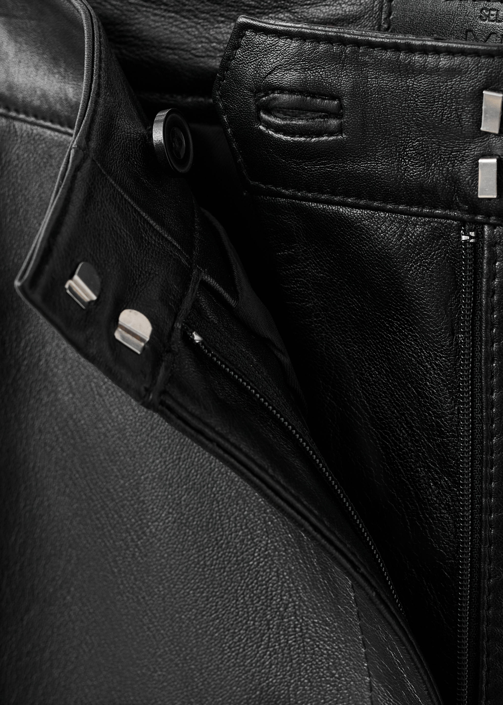 Flare-Hose aus 100% Leder - Detail des Artikels 0