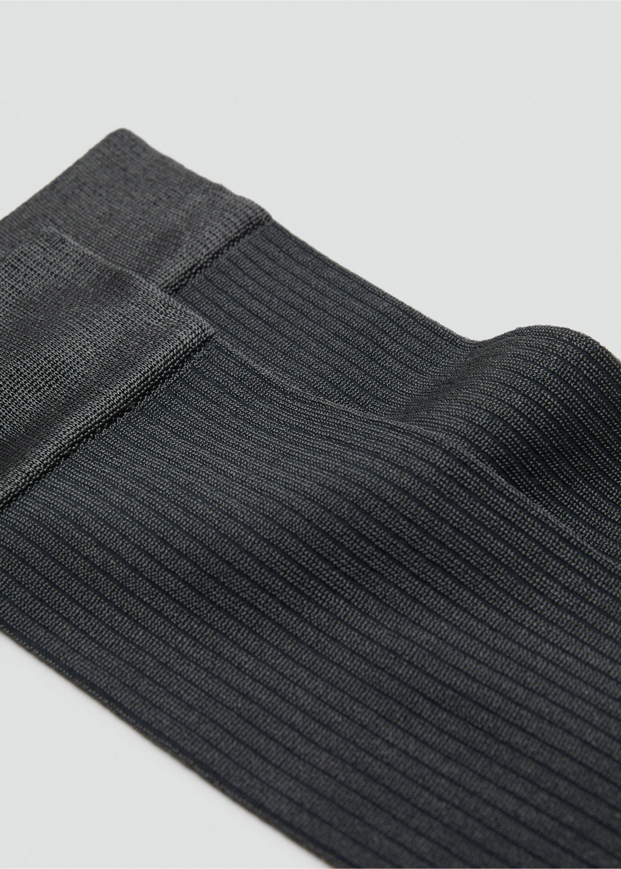 Long ribbed socks - Details of the article 1, Charcoal. Ref: 17086352-00.