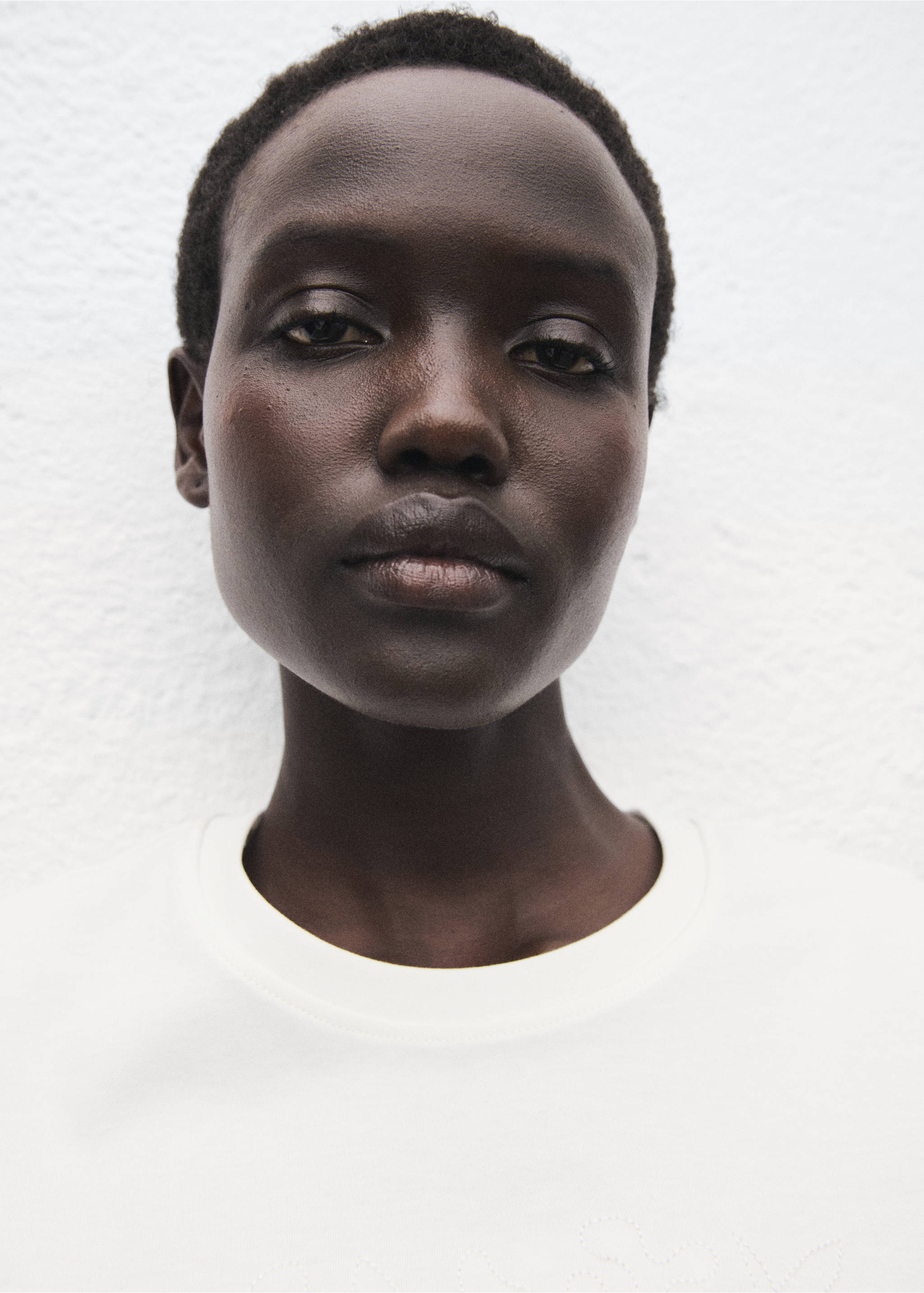 Cotton sleeveless t-shirt - Details of the article 1, White. Ref: 17086737-00.
