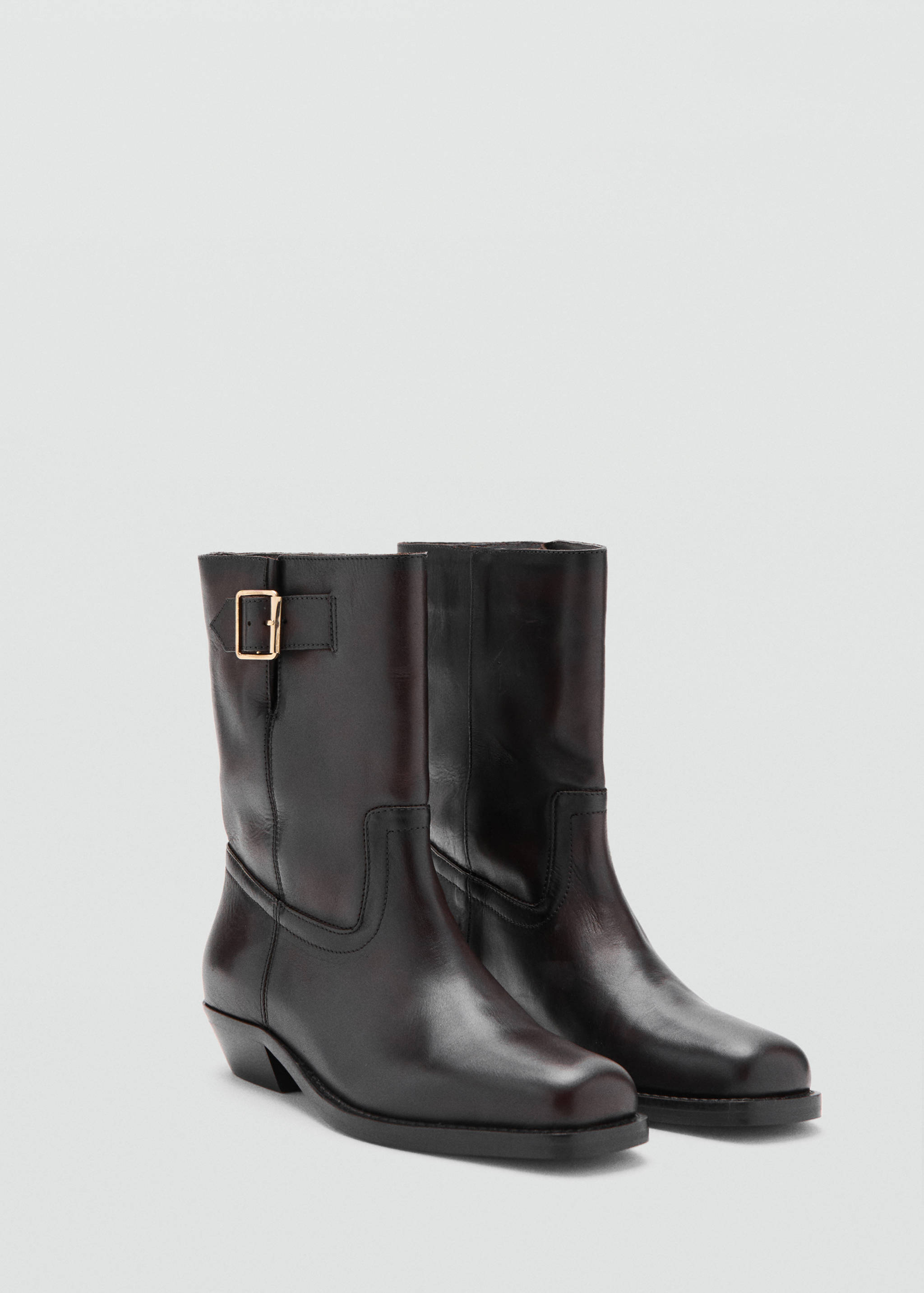 Ankleboots mit Schnalle - Mittlere Ansicht