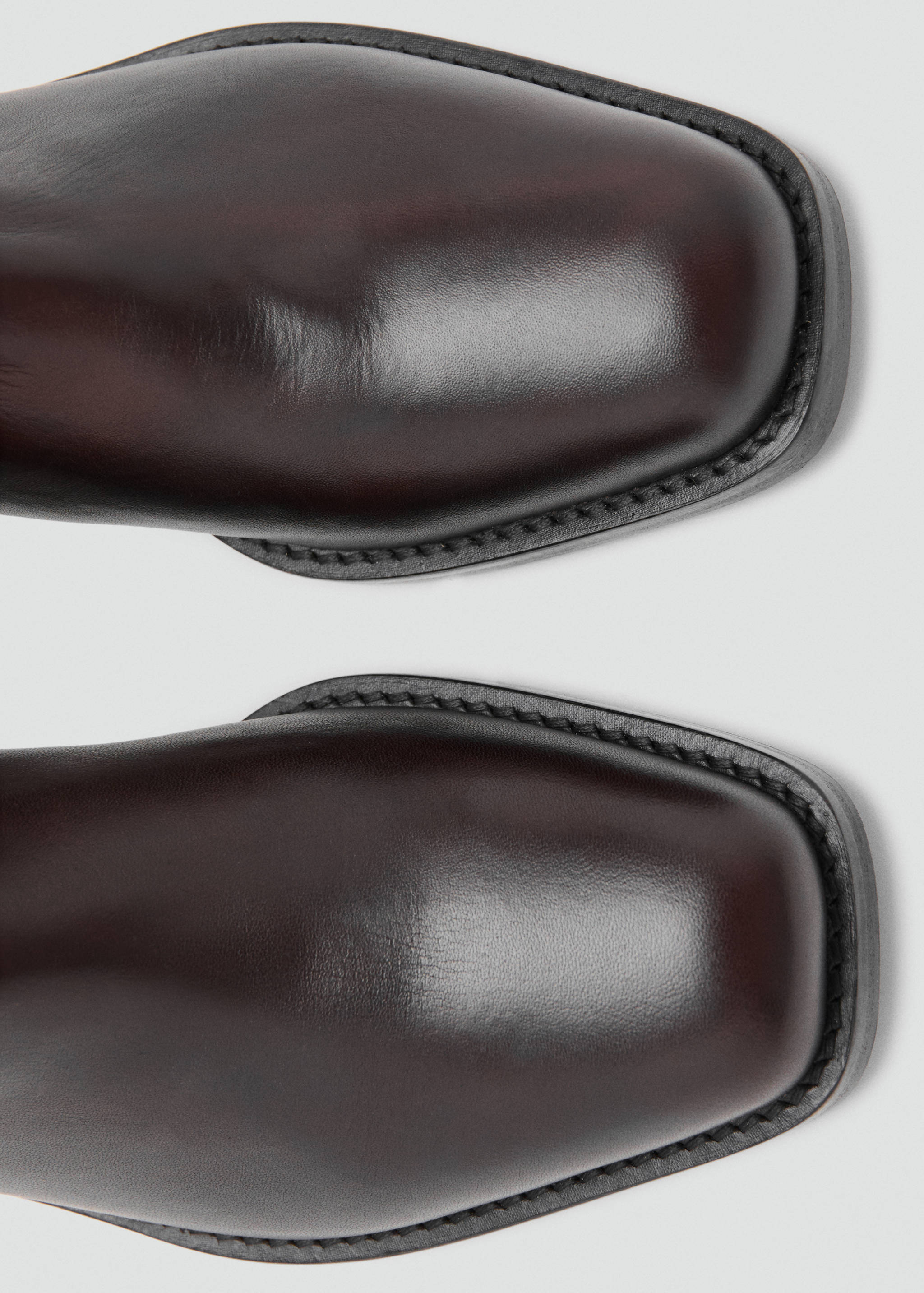 Ankleboots mit Schnalle - Detail des Artikels 2