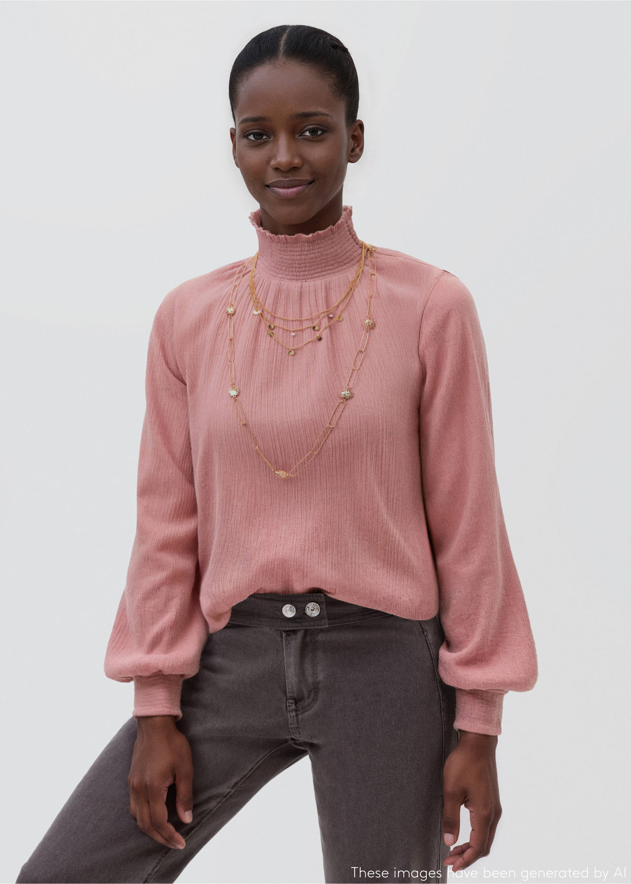 Blouse col montant froncé - Plan moyen, Violet clair/pastel. Ref: 17087125-00.
