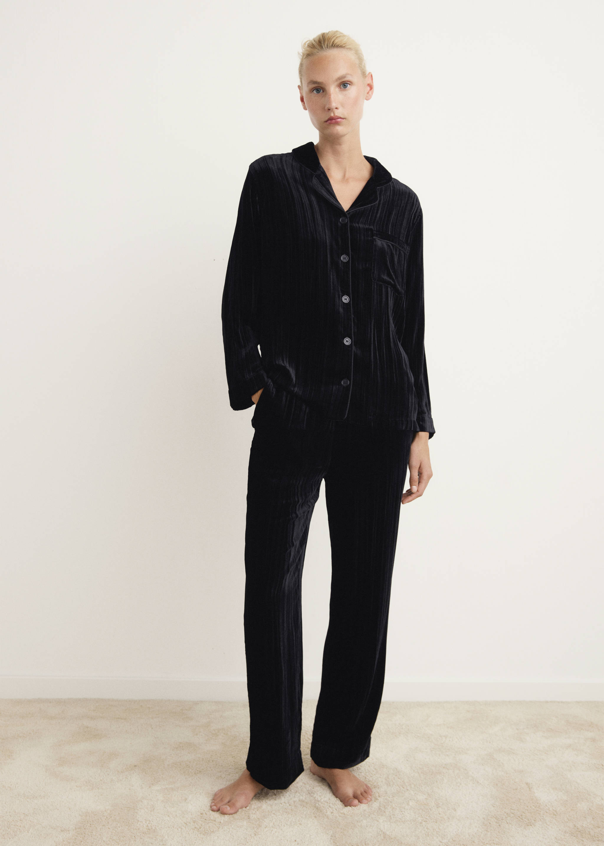 Silk velvet shirt - General plane