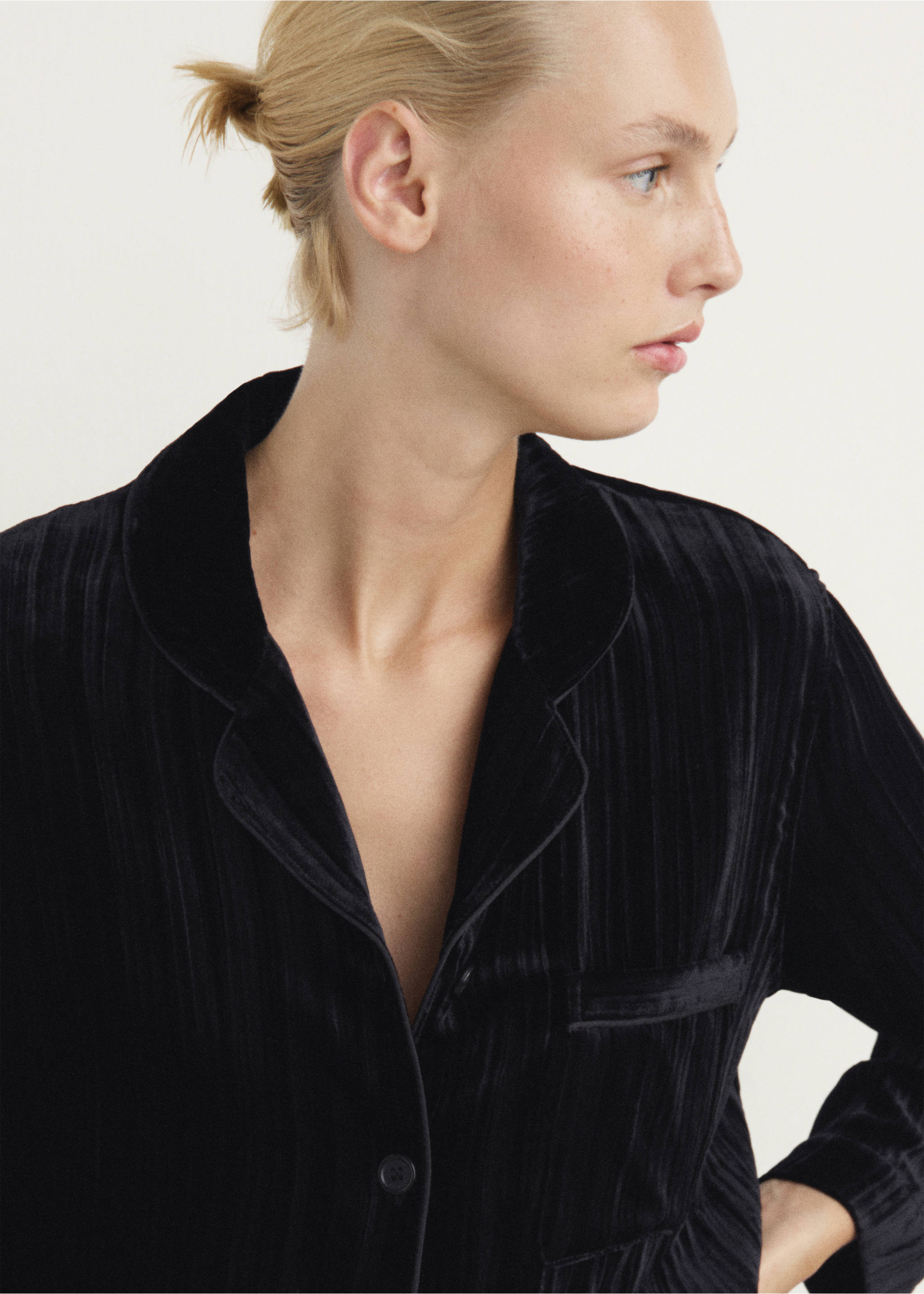 Camisa velvet seda - Detall de l'article 1, Gris. Ref: 17087129-00.