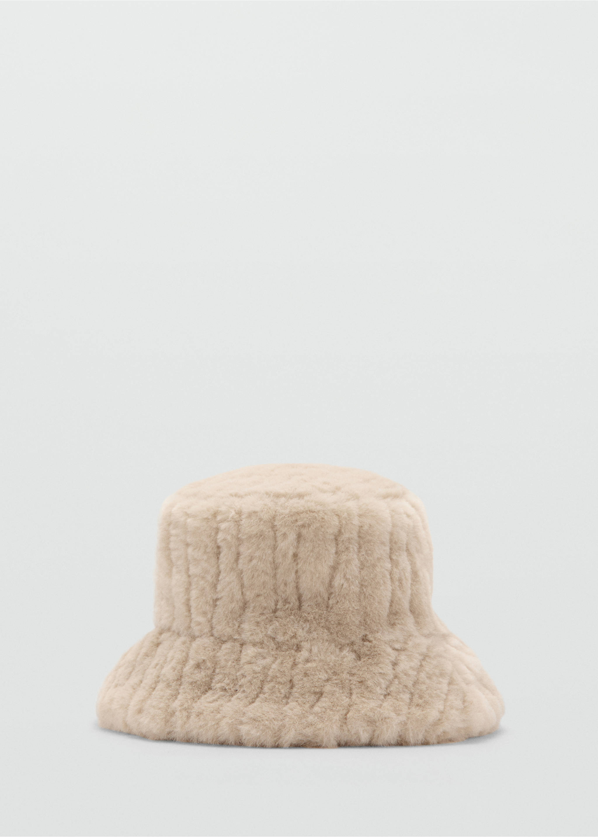 Faux-fur bucket hat - Article without model, Ecru. Ref: 17087768-00.
