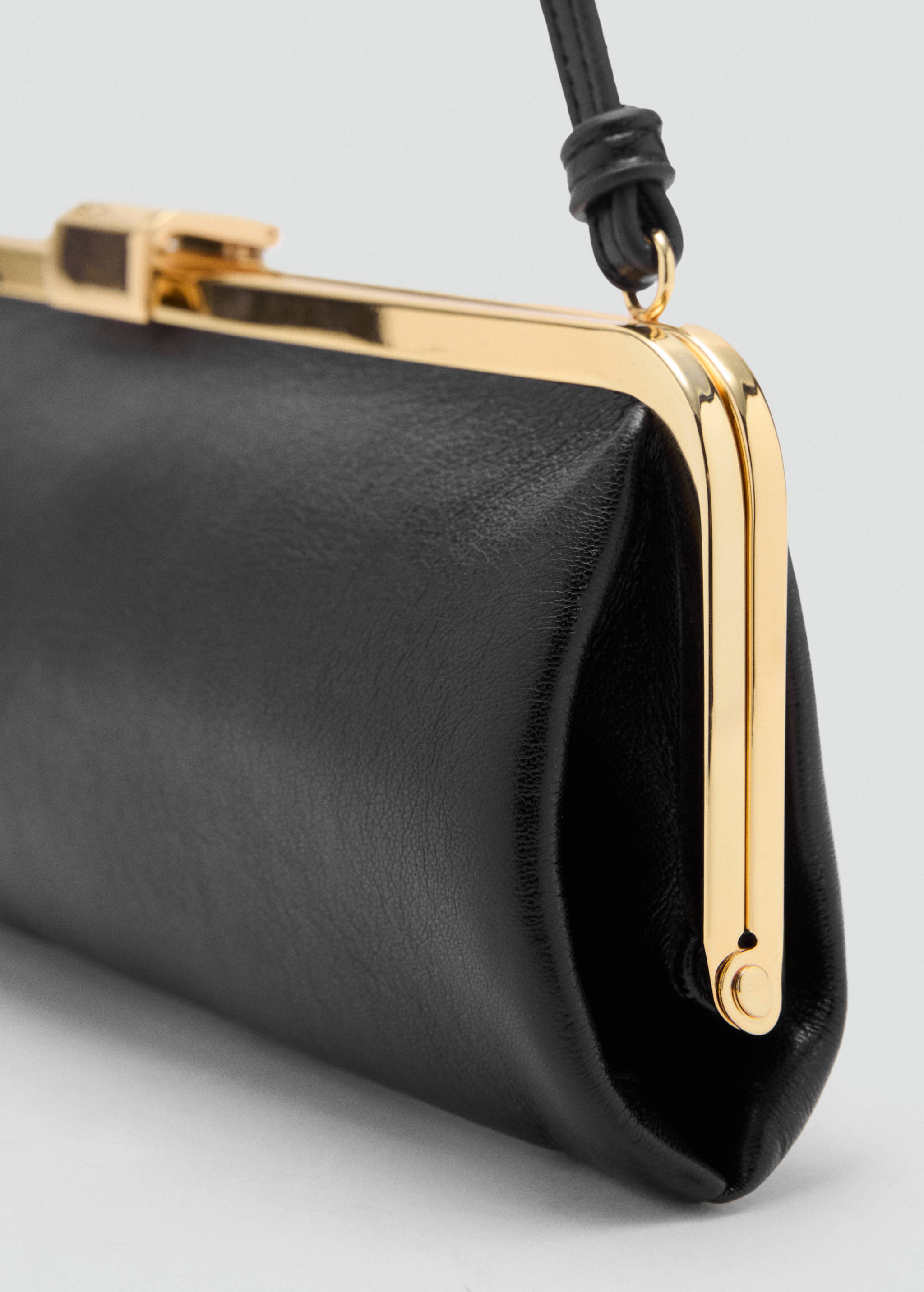 Metallic clutch handbag - Details of the article 1