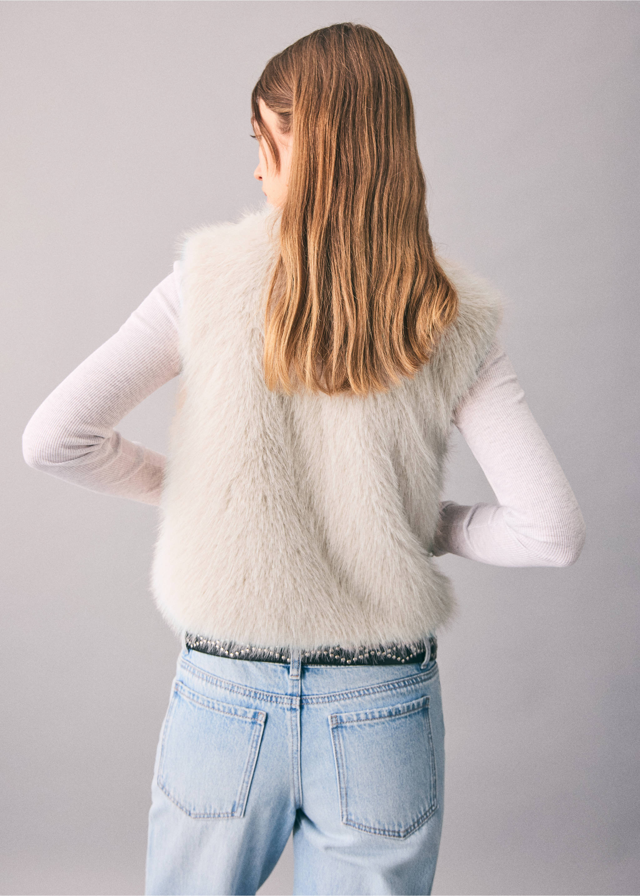 Fur-effect cape gilet - Reverse of the article, Beige. Ref: 17087882-00.