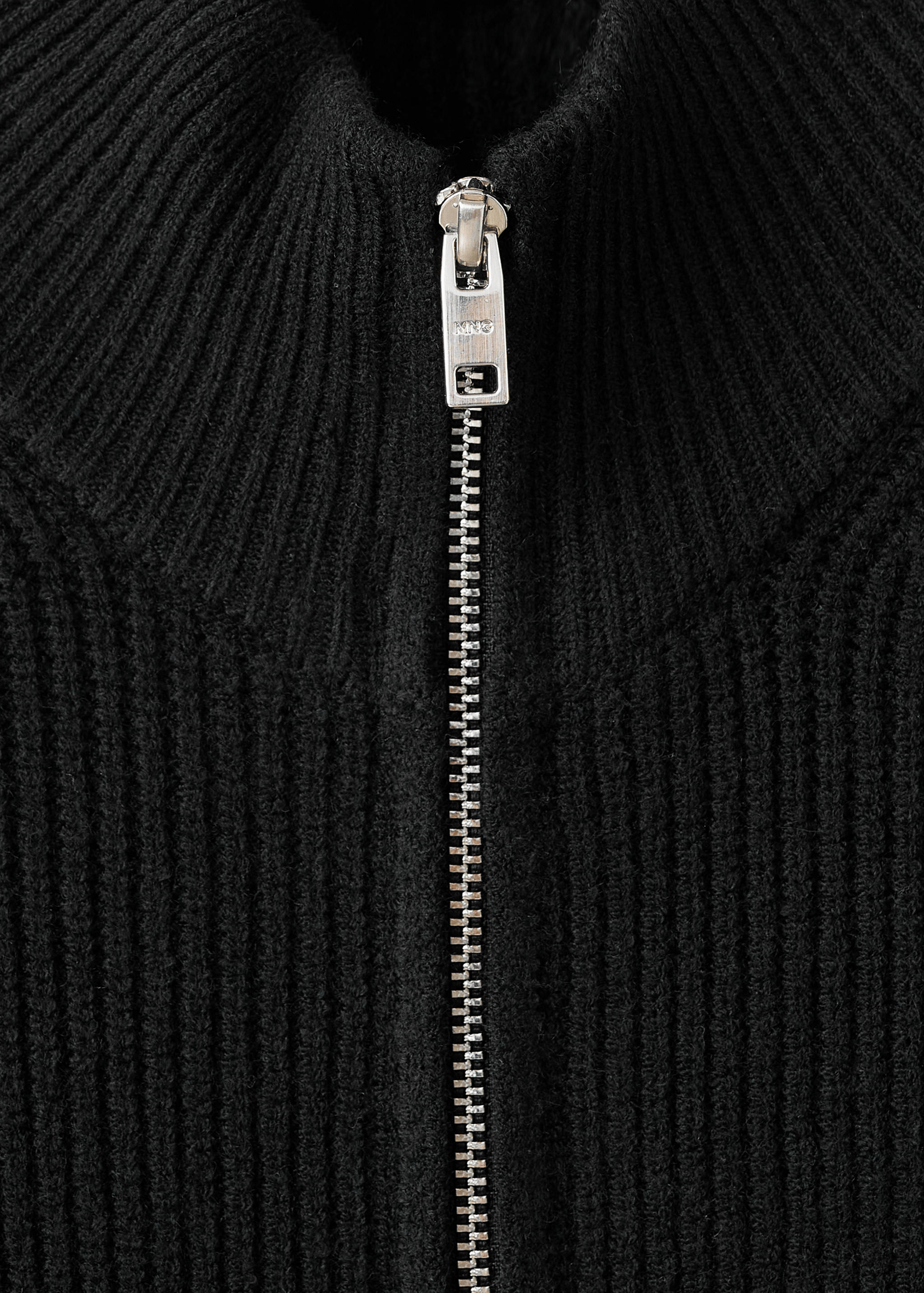Ribbed-knit cardigan with zip - Details of the article 8