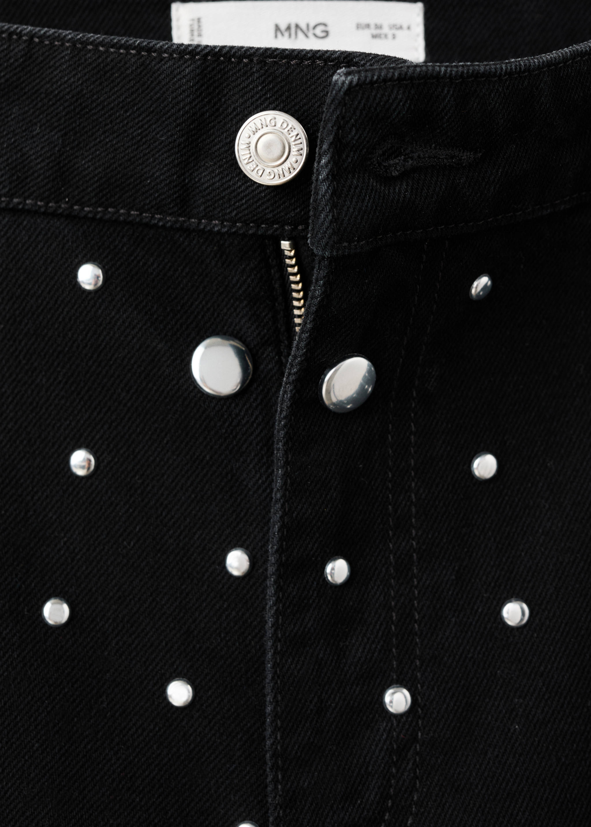 Gerade Jeans mit Nieten - Detail des Artikels 8