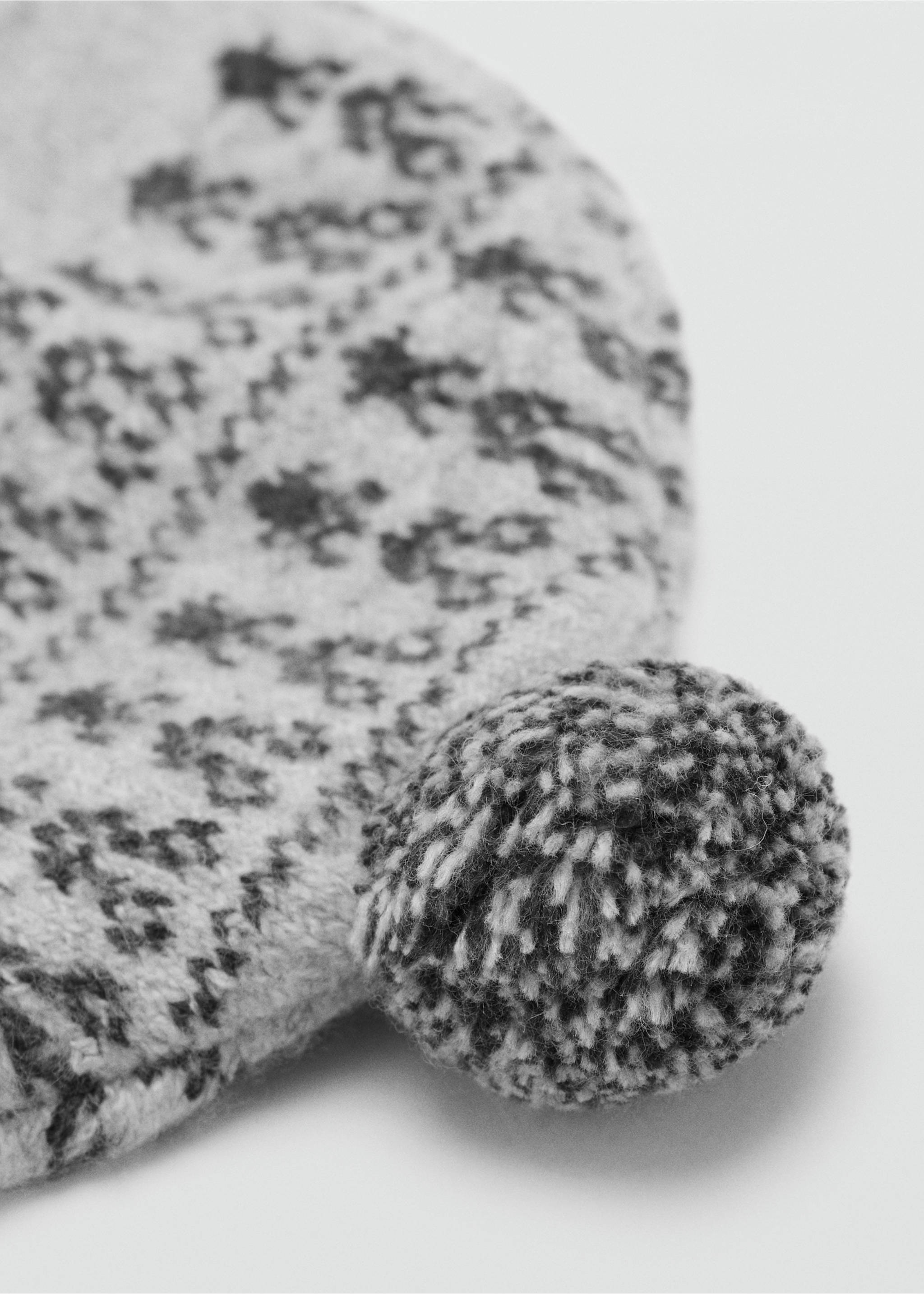 Kapa s resama - Prikaz srednjeg dijela, Siva. Ref: 17088632-00.