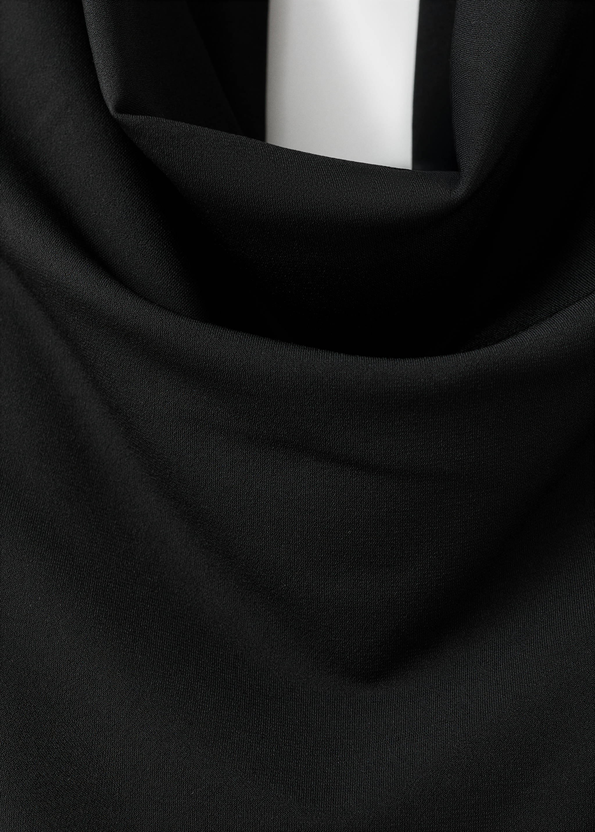 Combinaison col à emmanchures américaines et foulard - Détail de l'article 8