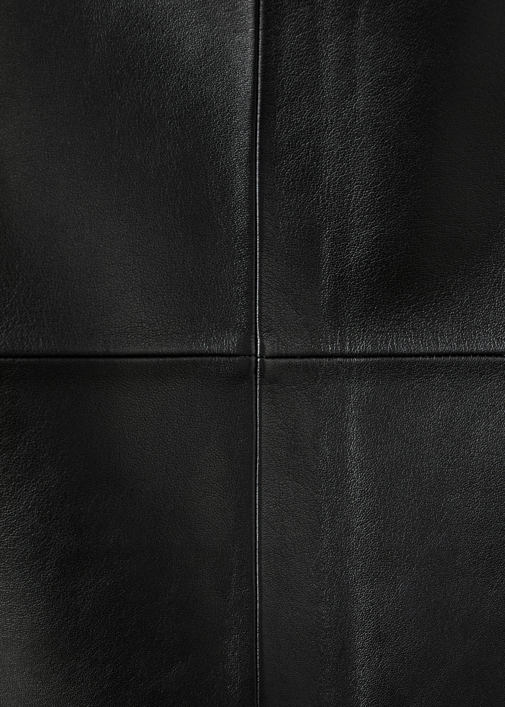 Leather pencil skirt - Details of the article 8