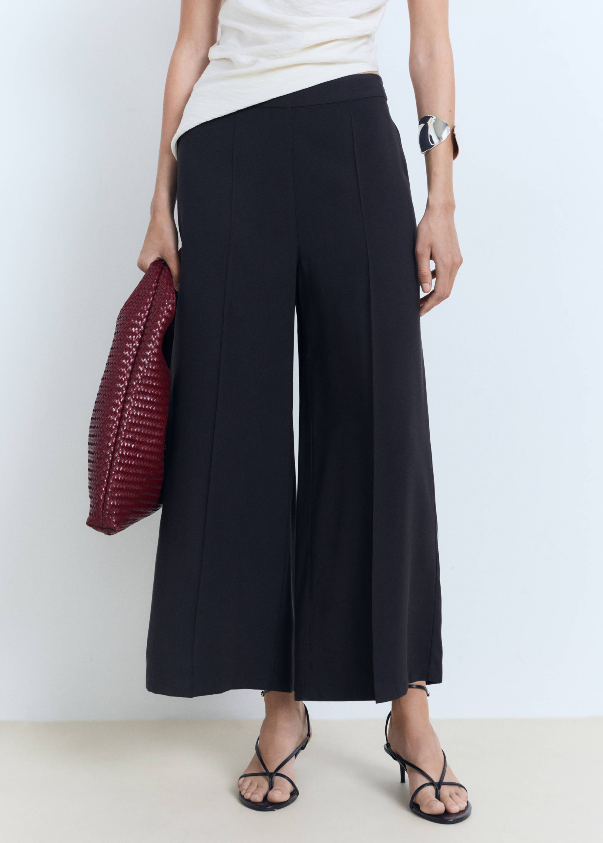 Pantalón palazzo fluido - Plano medio