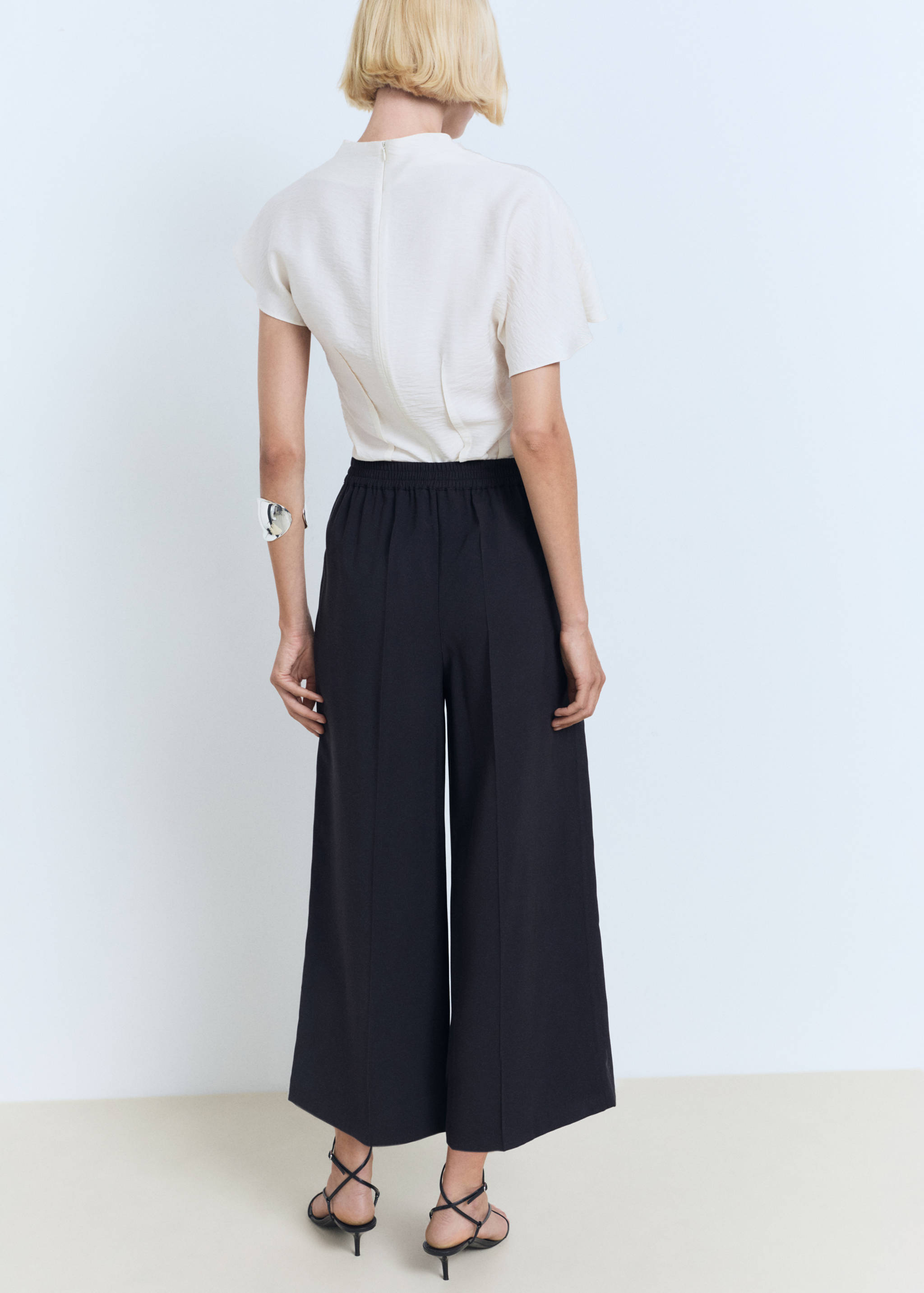 Pantalón palazzo fluido - Reverso del artículo