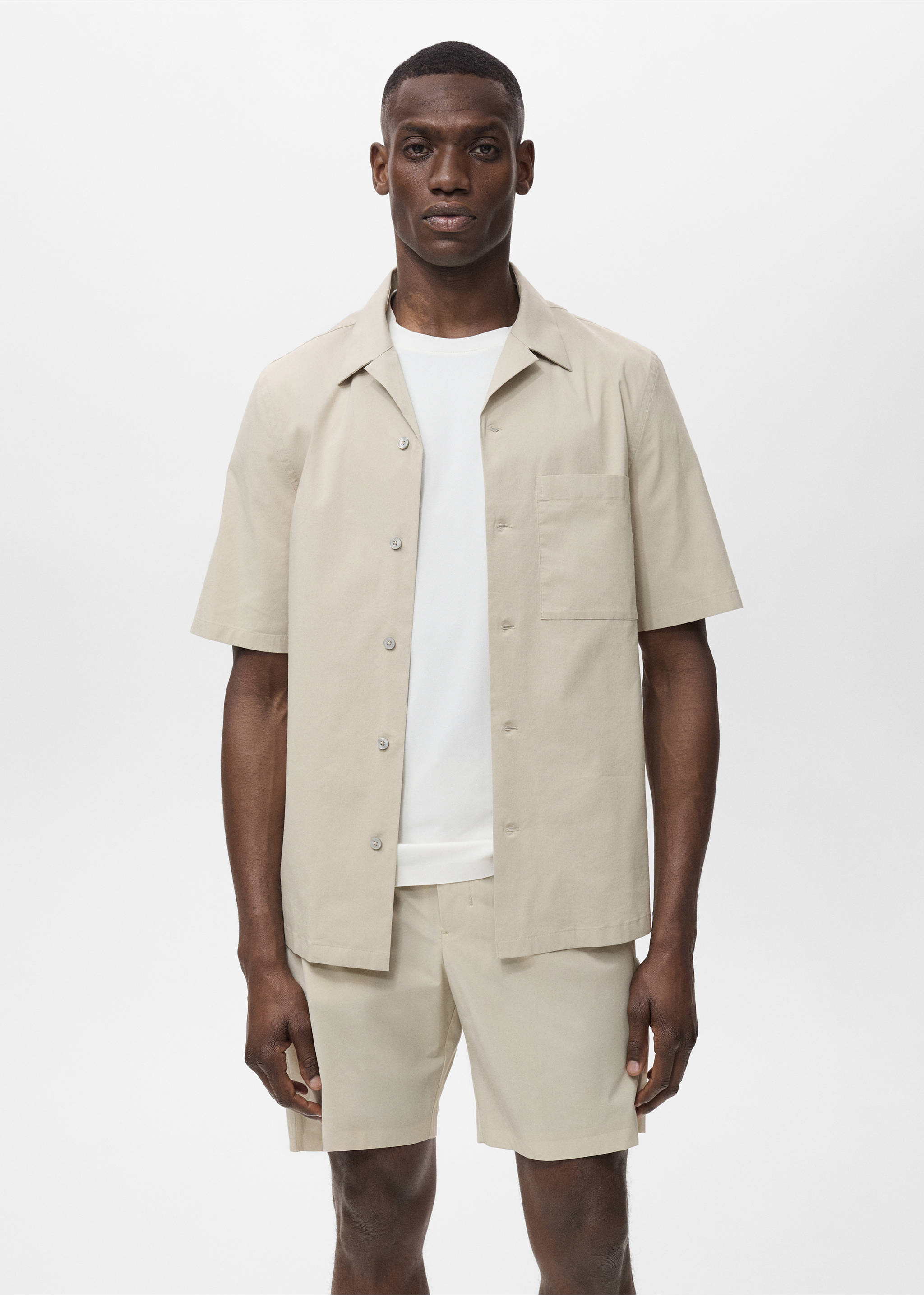 Regular-fit shirt with chest pocket - Medium plane, Beige. Ref: 17091132-00.