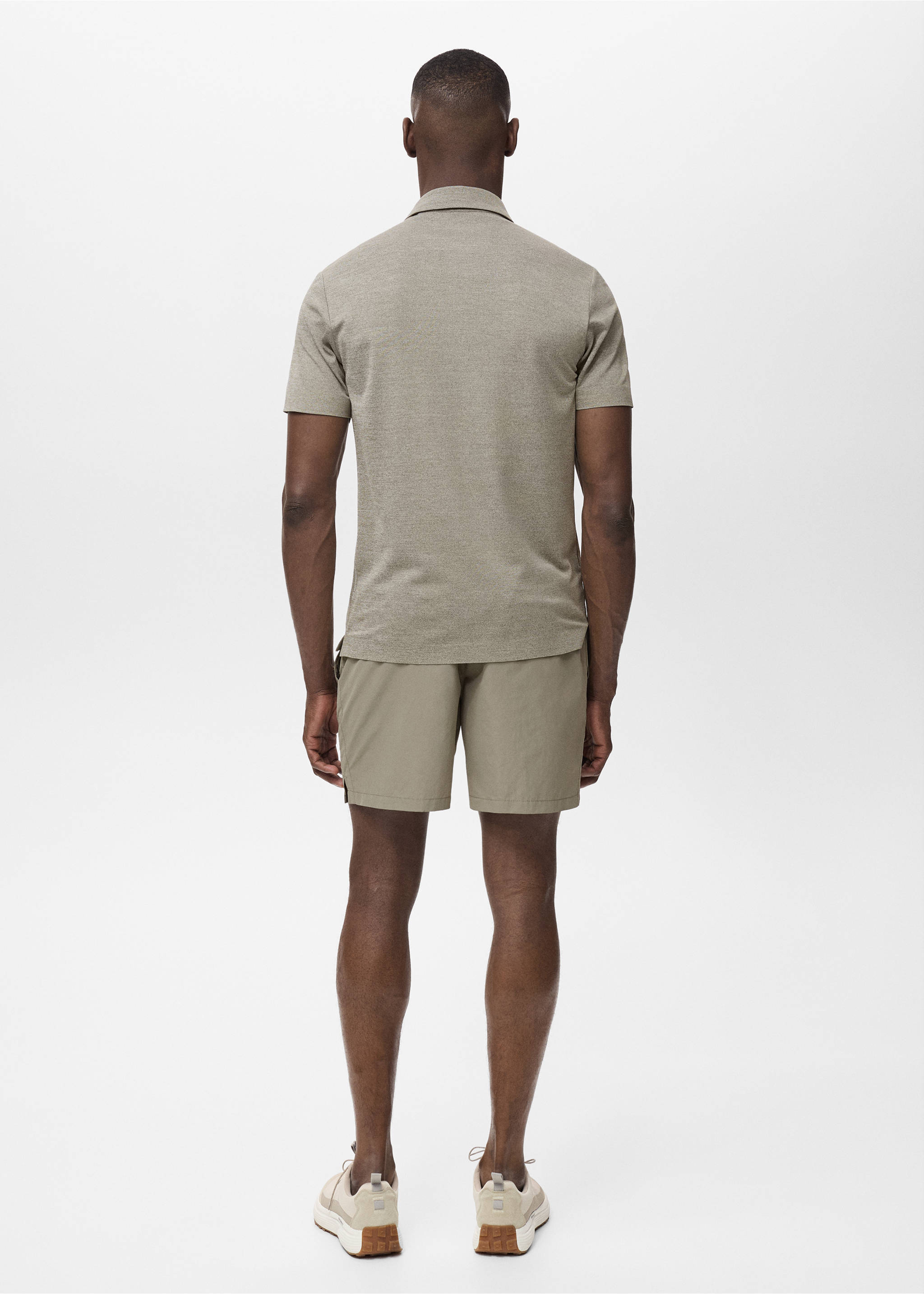 Polo slim-fit COOLMAX® - Verso de l’article, Vert moyen. Ref: 17091133-00.