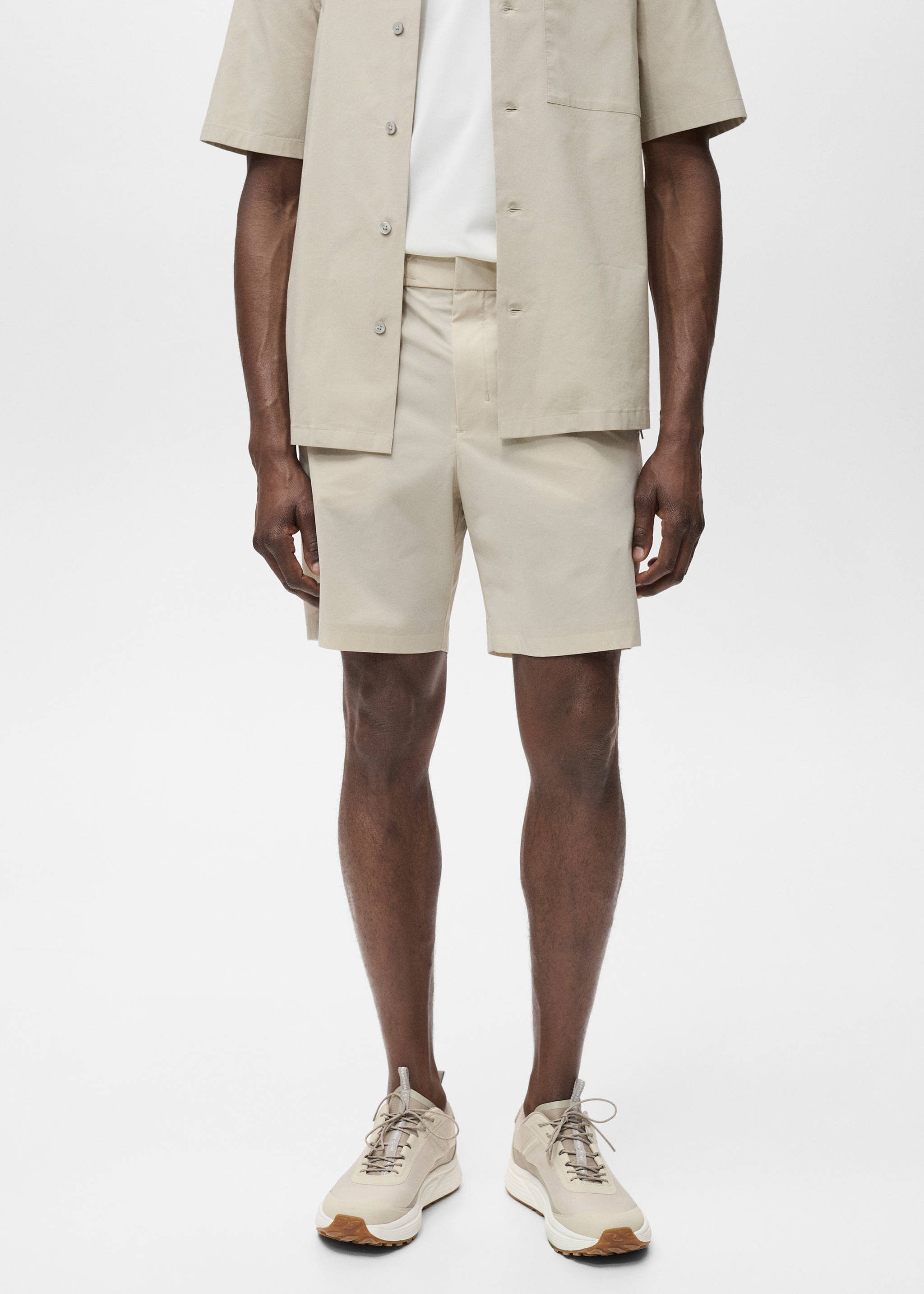 Water-repellent bermuda shorts - Medium plane