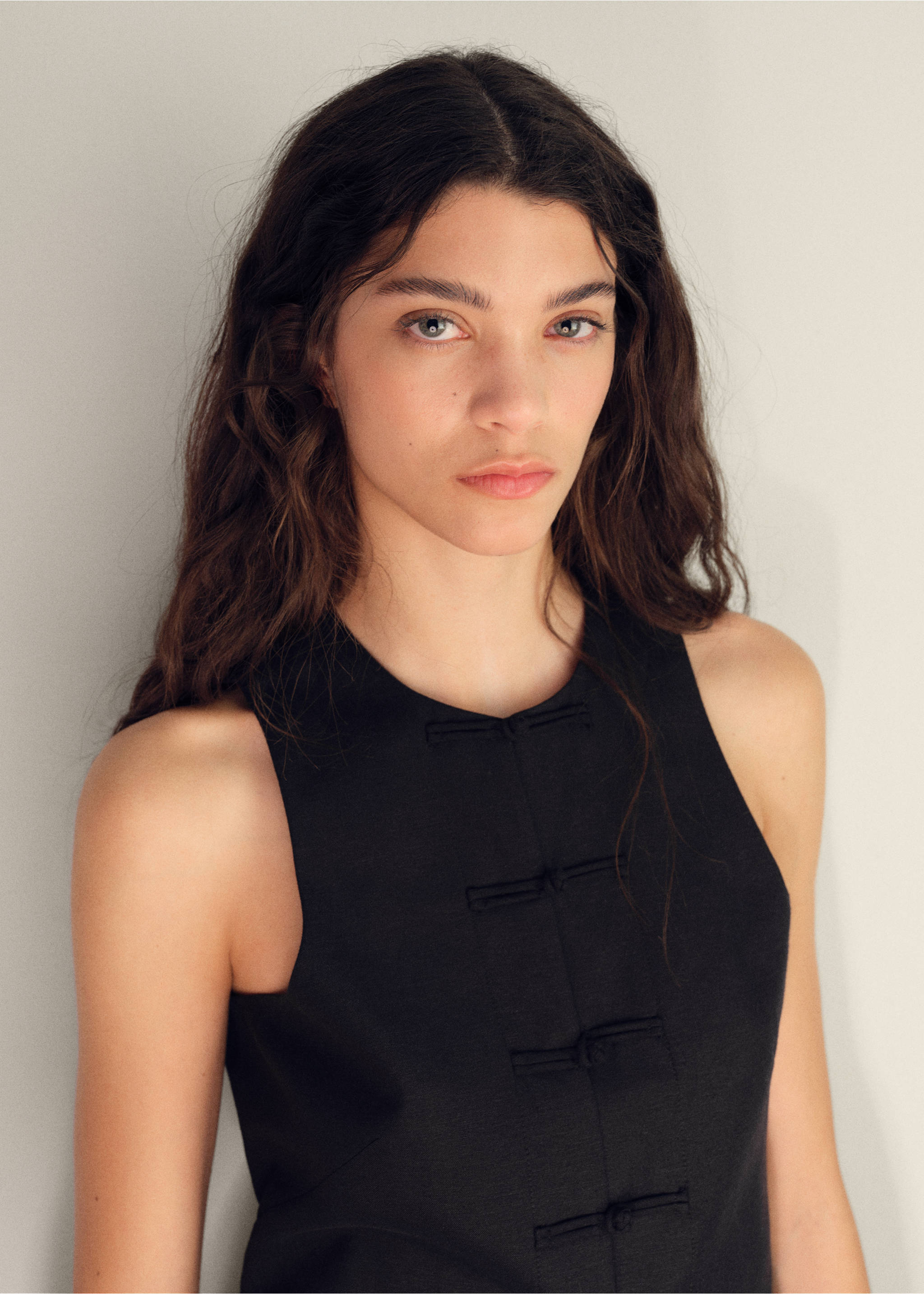 Linen-blend suit waistcoat - Details of the article 2, Black. Ref: 17091140-00.