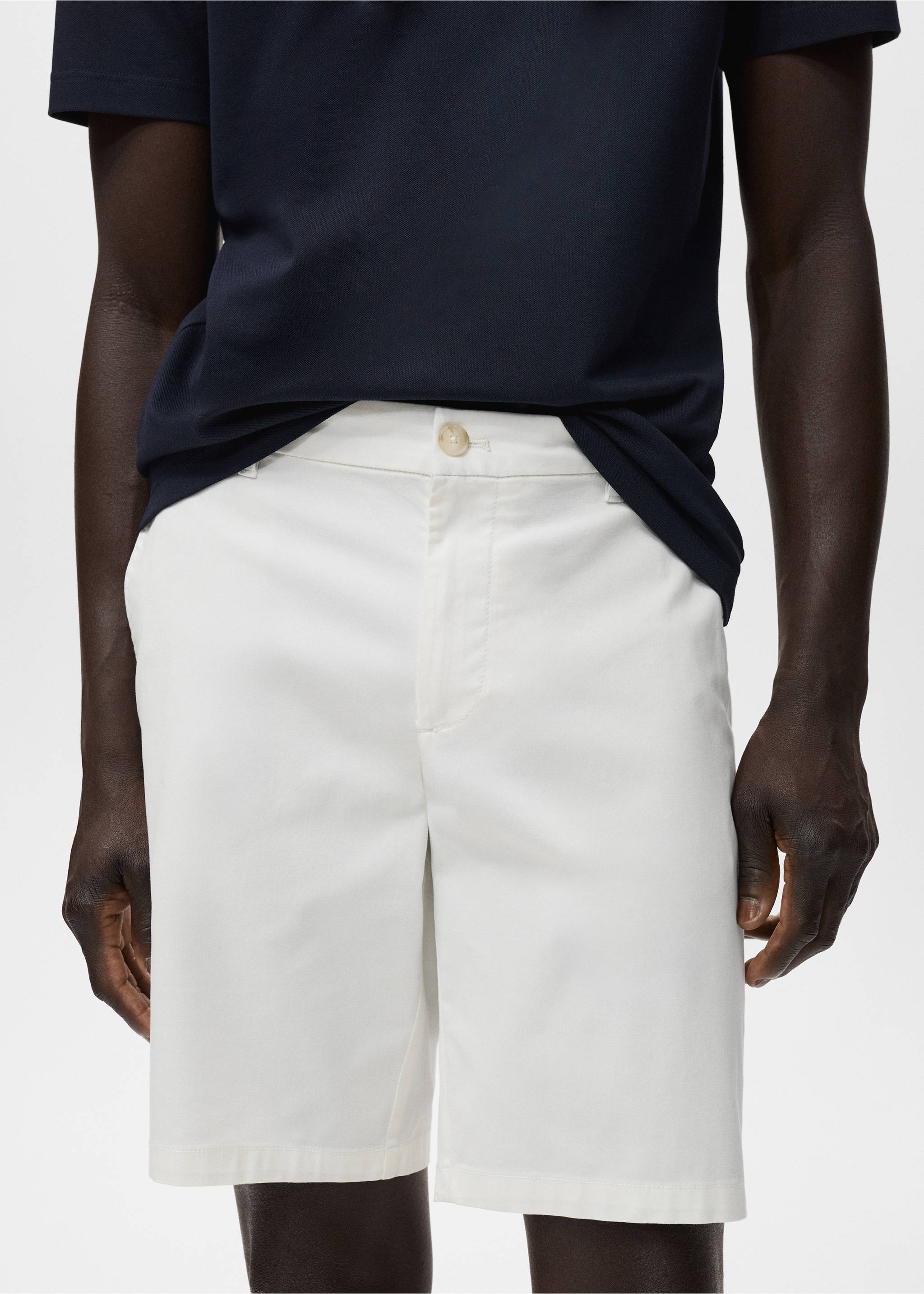 Slim-fit chino cotton bermuda shorts - Details of the article 1, White. Ref: 17091141-00.
