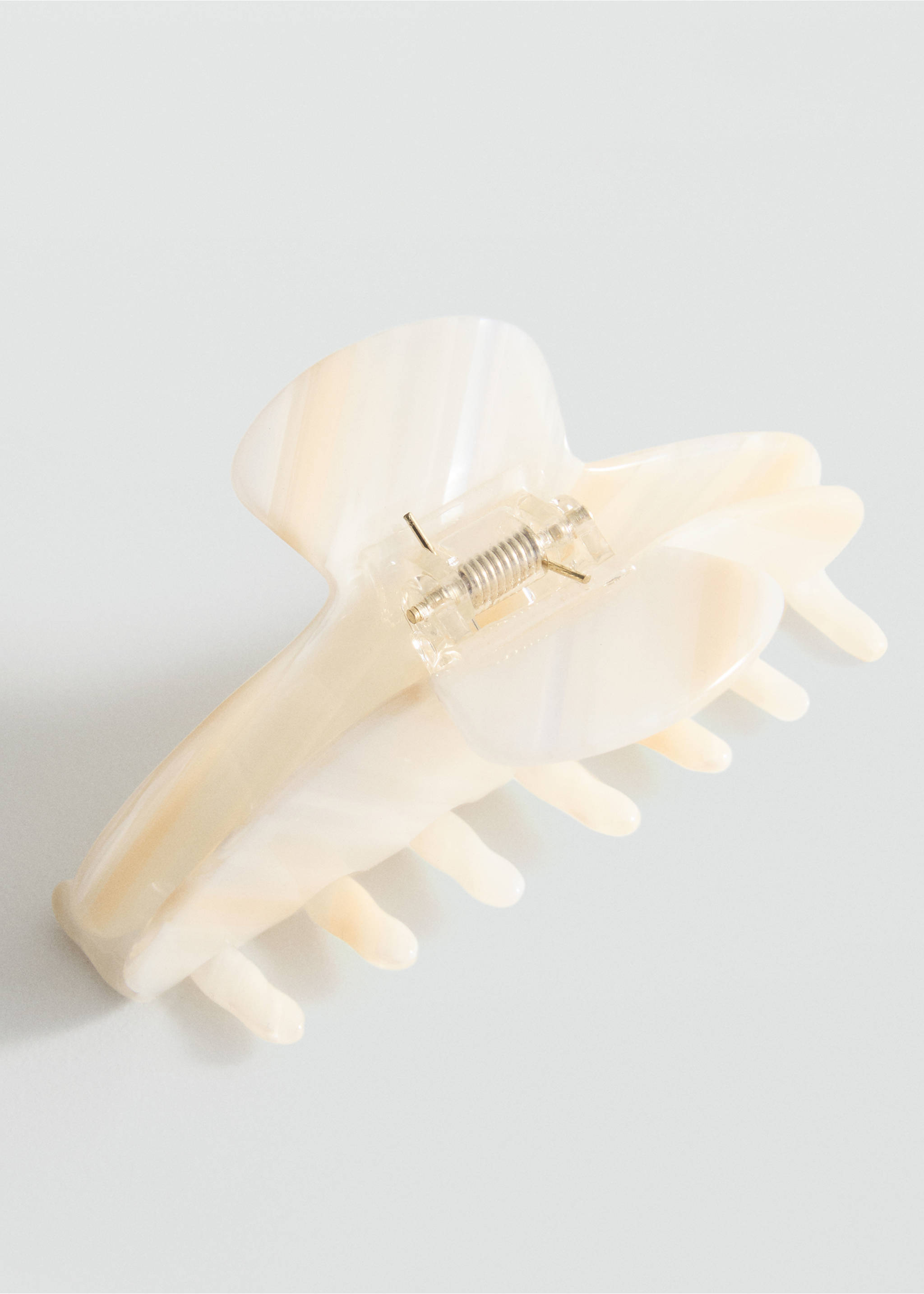 Pince à cheveux rayée bicolore - Plan moyen, Écru. Ref: 17091143-00.